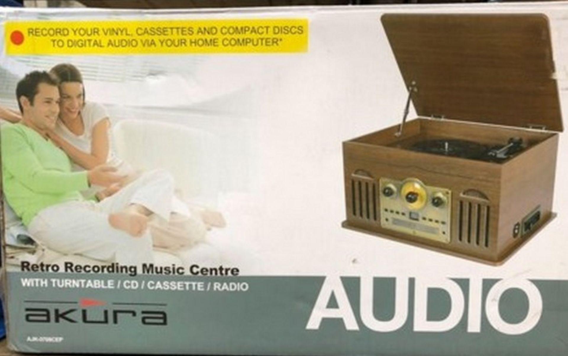 Brand new in box akura-retro-music-centre-with-turntable-cd-cassette-radio record - Image 2 of 2