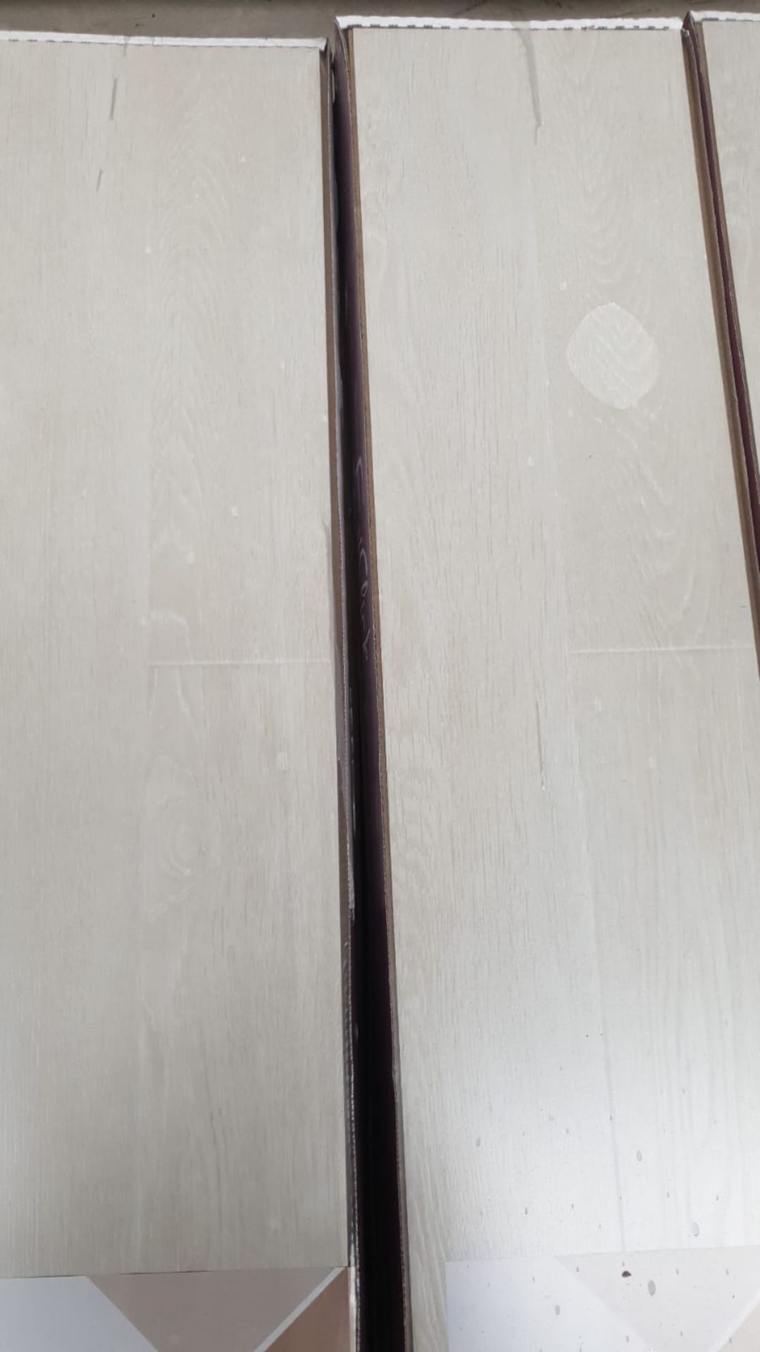 8mm Vintage White Laminate Flooring - Image 2 of 2