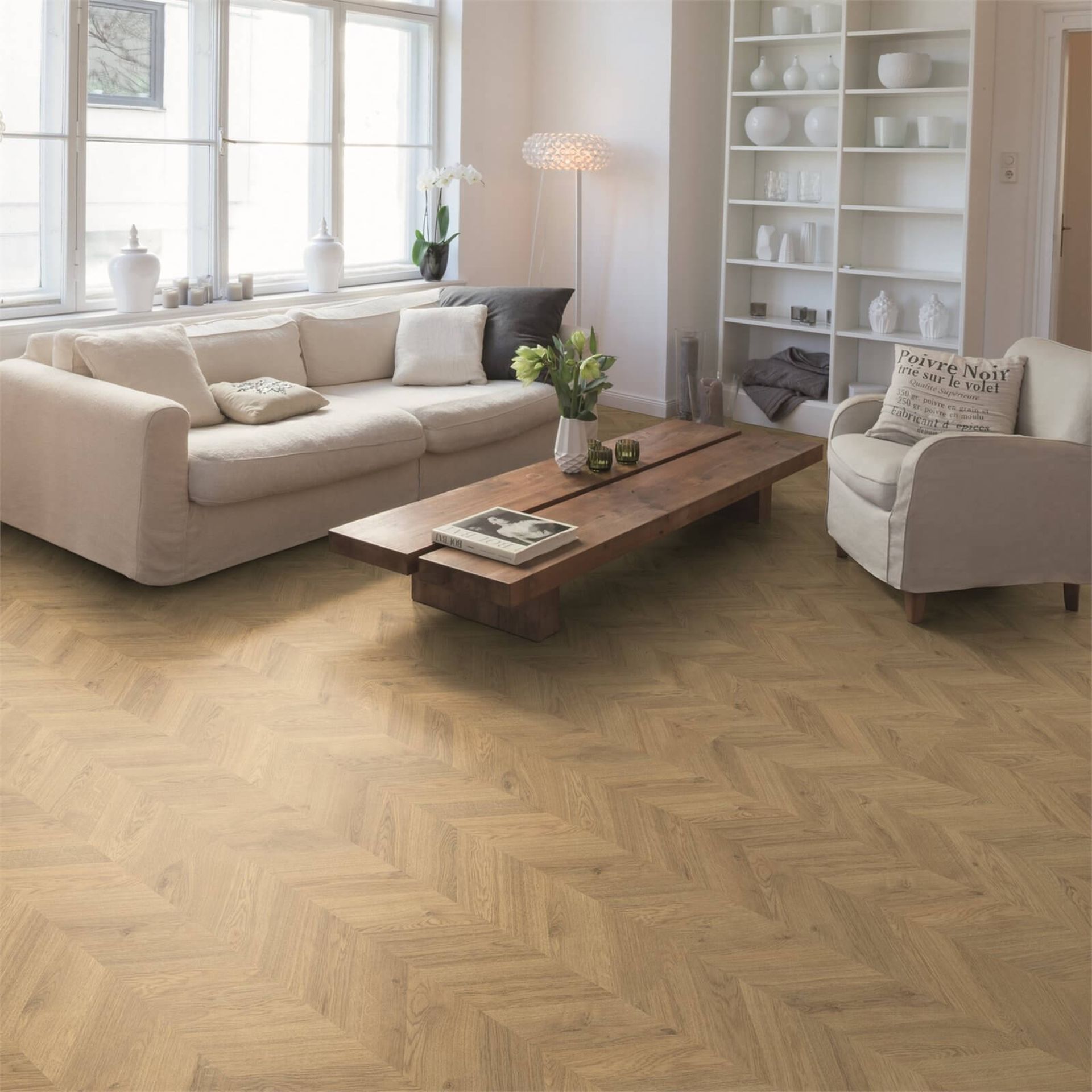 (R4C) Approx. 5.06 m2 Egger Home Laminate Flooring - Light Weinburg Oak