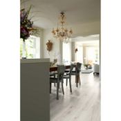 (R7H) 7 X (1290x192mm) Egger Home Light Zermatt Oak Laminate Flooring