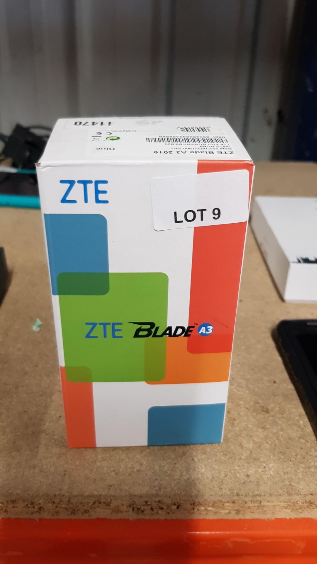 (R13B) 1 X ZTE Blade A3 Smartphone Blue. 16GB 5” GPS 4G LTE. Appears As New - Image 2 of 3