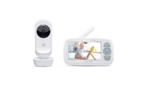 (R5K) Baby. 5 Items. 1 X Motorola 4.3” WiFi Video Baby Monitor, 1 X Braun Thermoscan 7 Ear Thermome