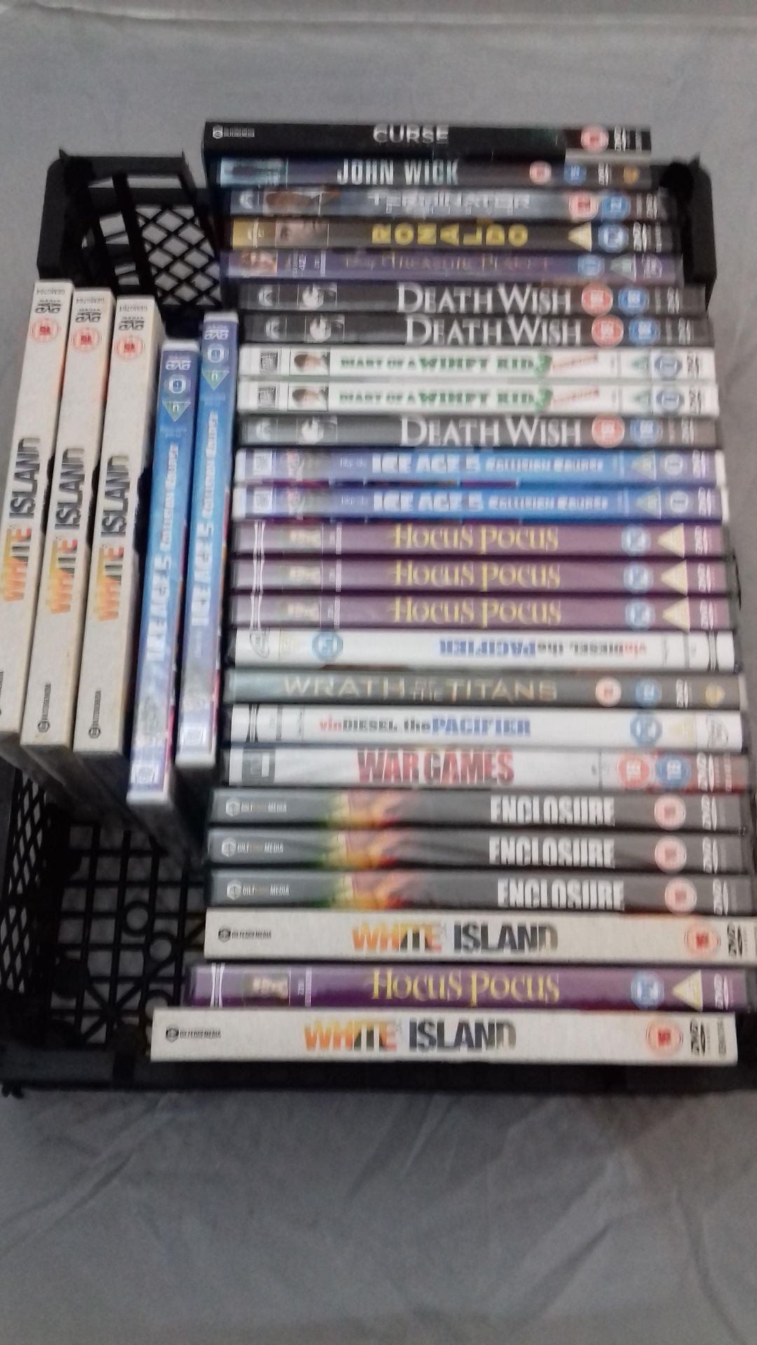 Approx 30 Sealed Dvd’s To Include White Island X3, Ice Age 5 X2.