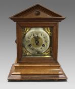 German Oak Cased Mantle Clock by Junghans Wurttemberg c.1900