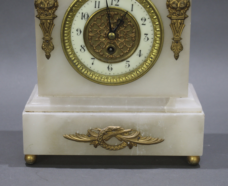 French 19th c. Alabaster Lion Mantle Clock - Image 4 of 8