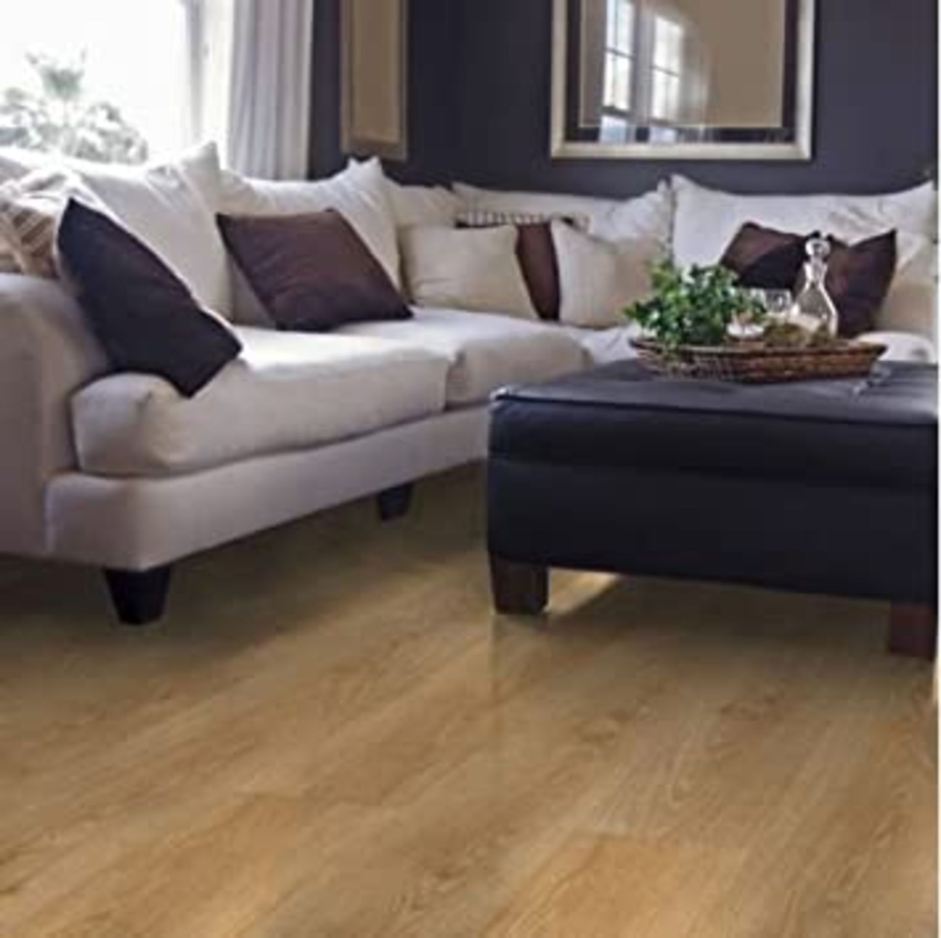 New 20m2 Milano Oak Effect Laminate Flooring, 1.25m2 Pack. This Overture Laminate Flooring Offe...