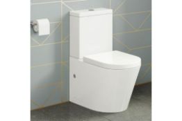 New Lyon Ii Close Coupled Toilet & Cistern Inc Luxury Soft Close Seat. RRP £599.99.Lyon Is A ...