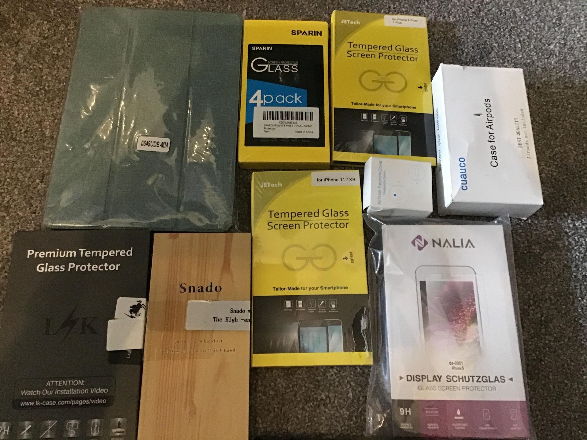 Lot of Accessories for Apple products, AirPods,phones, etc. - Image 2 of 3