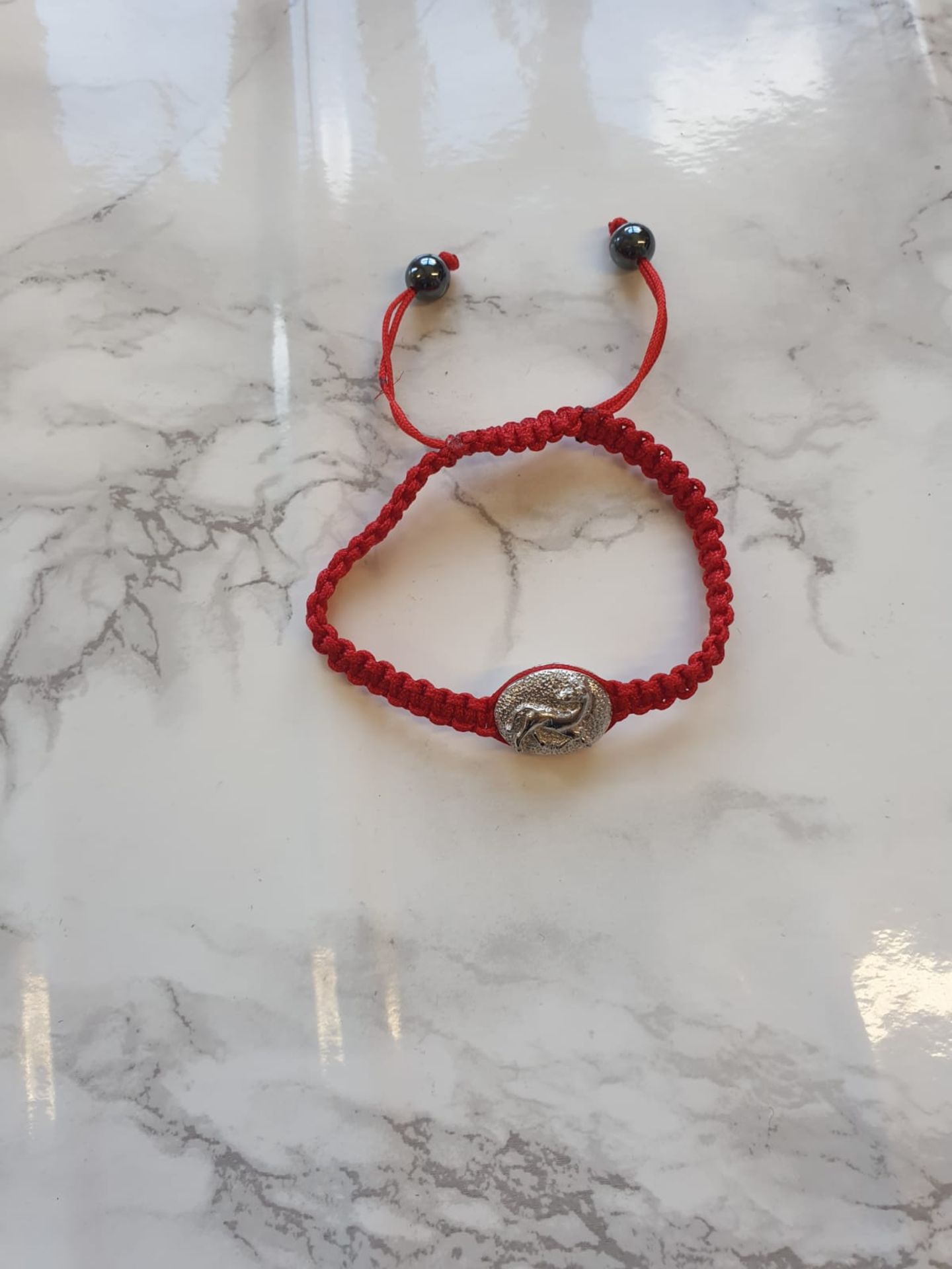 16 X Red Horse Black Bead Chinese Zodiac Animal Year Adjustable Beaded Bracelet - Image 4 of 4