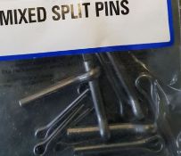 30 packs of mixed split pins RRP £1.99 per pack