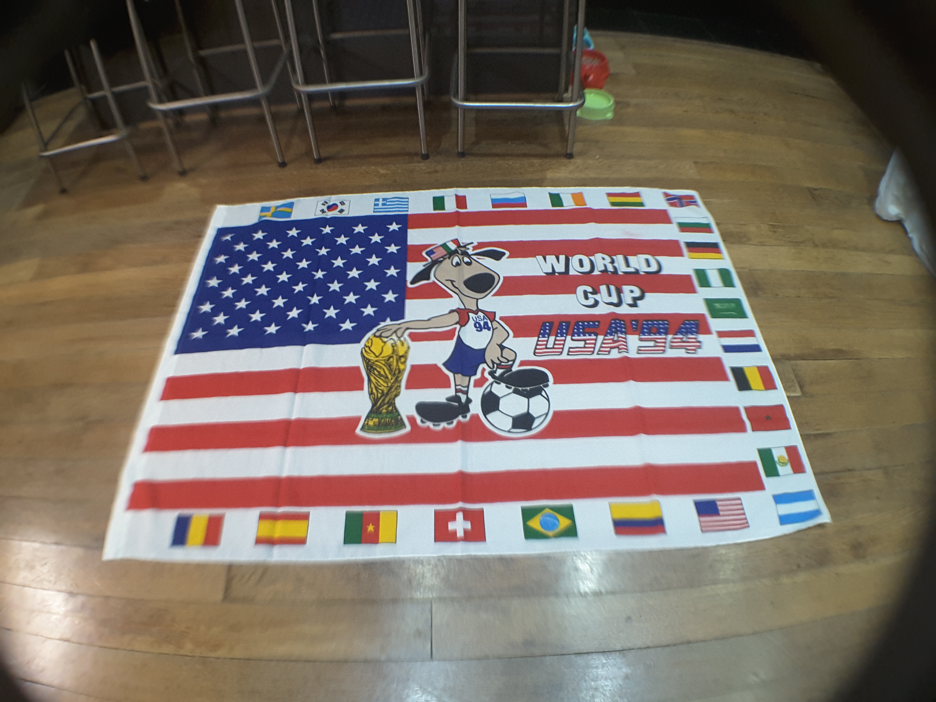 FIFA WORLD CUP USA 94 COCA COLA VINTAGE FLAG - Image 4 of 4