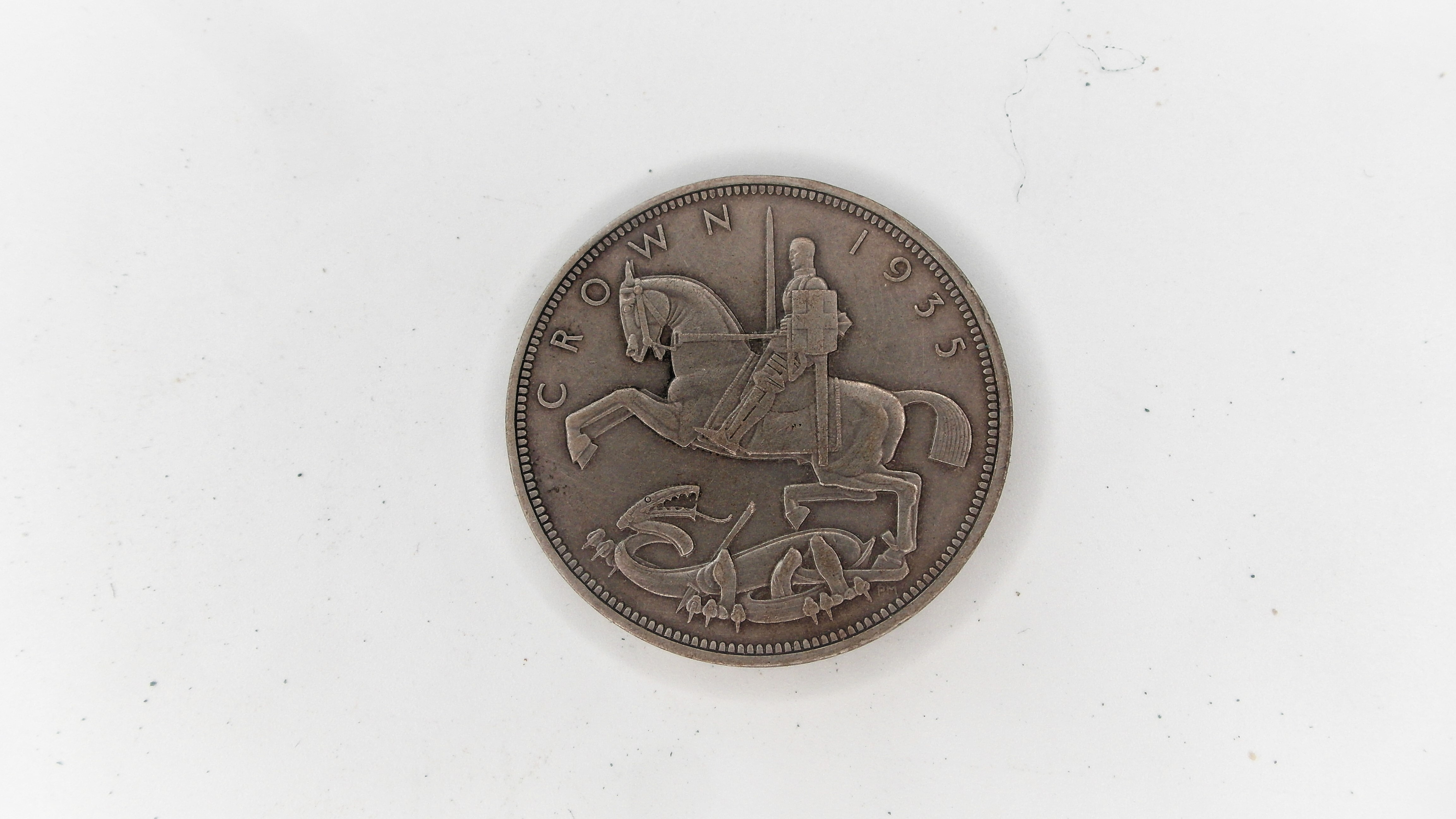 QUITE RARE 1935 GEORGE V JUBILEE CROWN