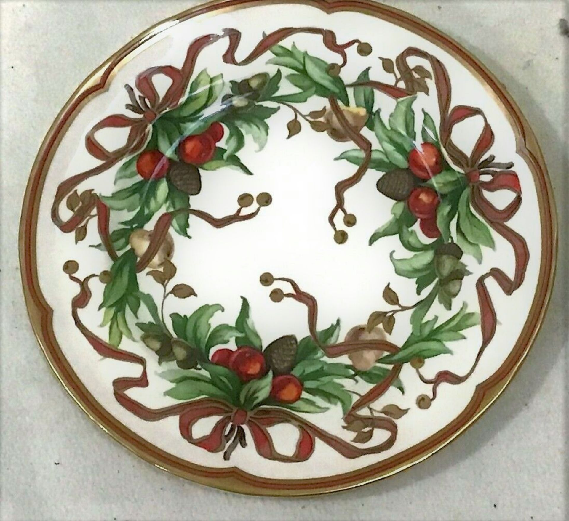 A SET OF 6 TIFFANY SALAD/DESSERT 'GARLAND HOLIDAY' PLATES - Image 2 of 6