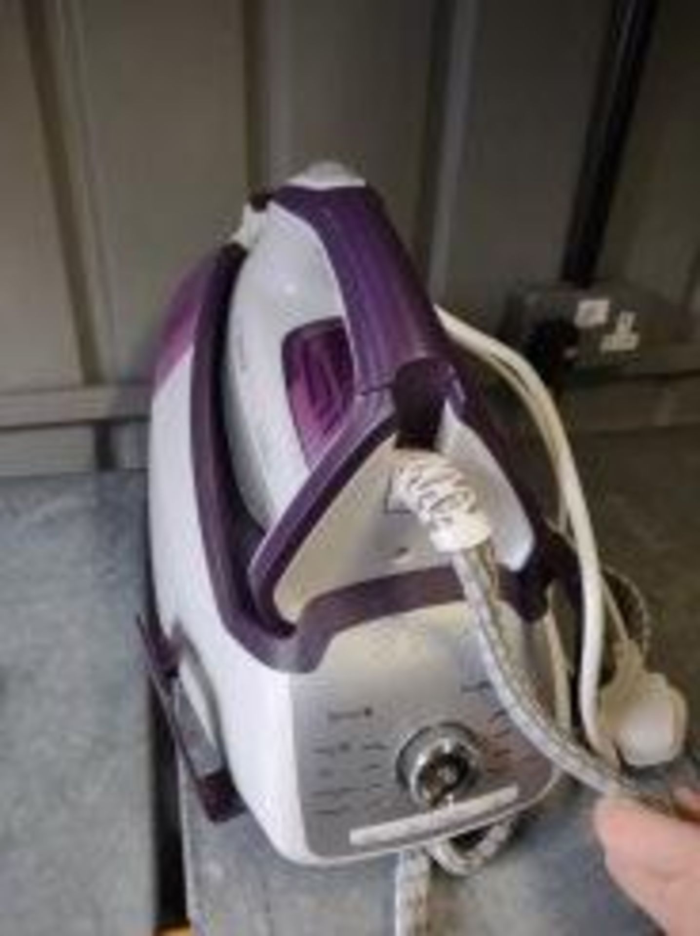 Bosch Steam Iron – Approx rrp £199.99