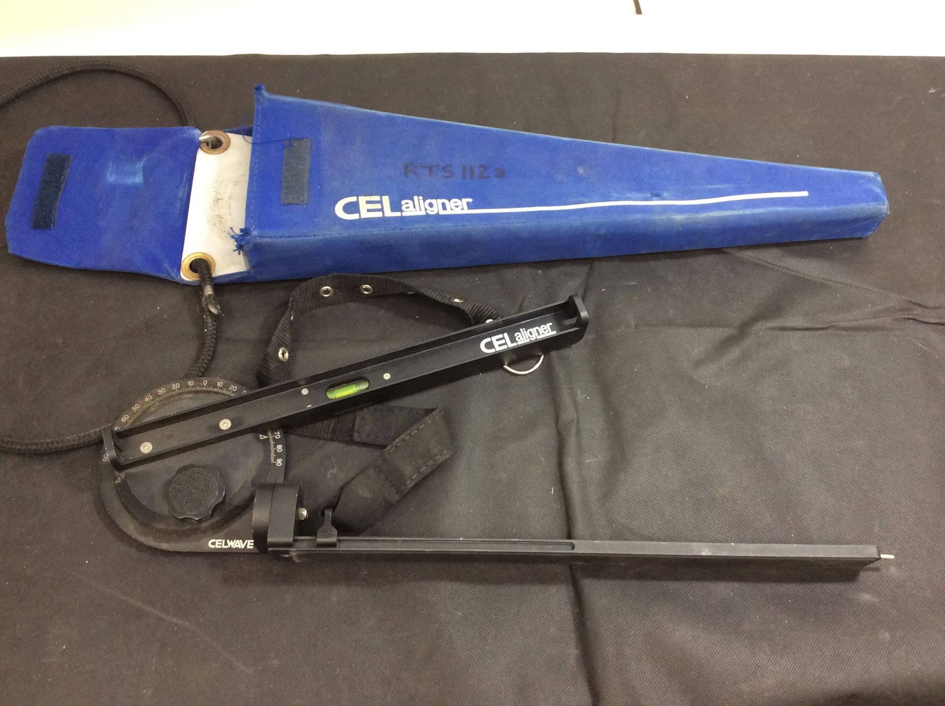 Celwave CEL Aligner