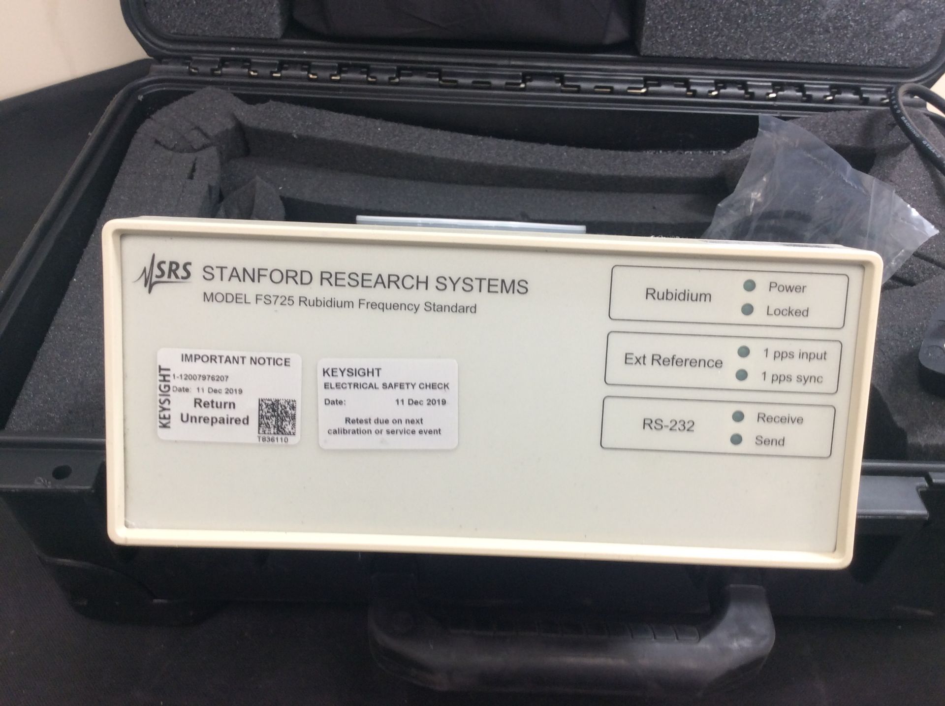 Srs rubidium frequency standard model fs725 in travel case - Image 2 of 2