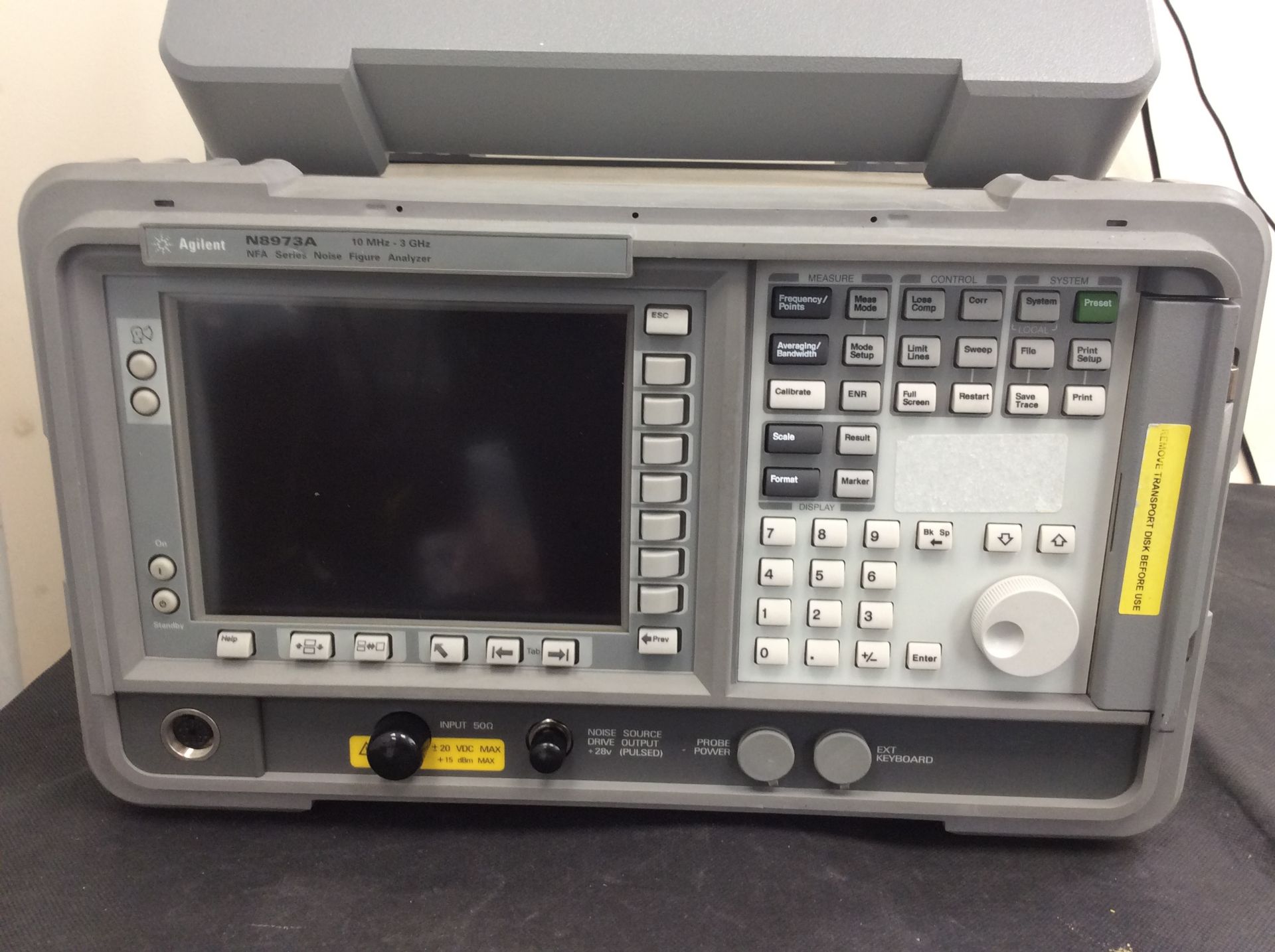 Agilent noise figuer analyzer n8973a - Image 2 of 3