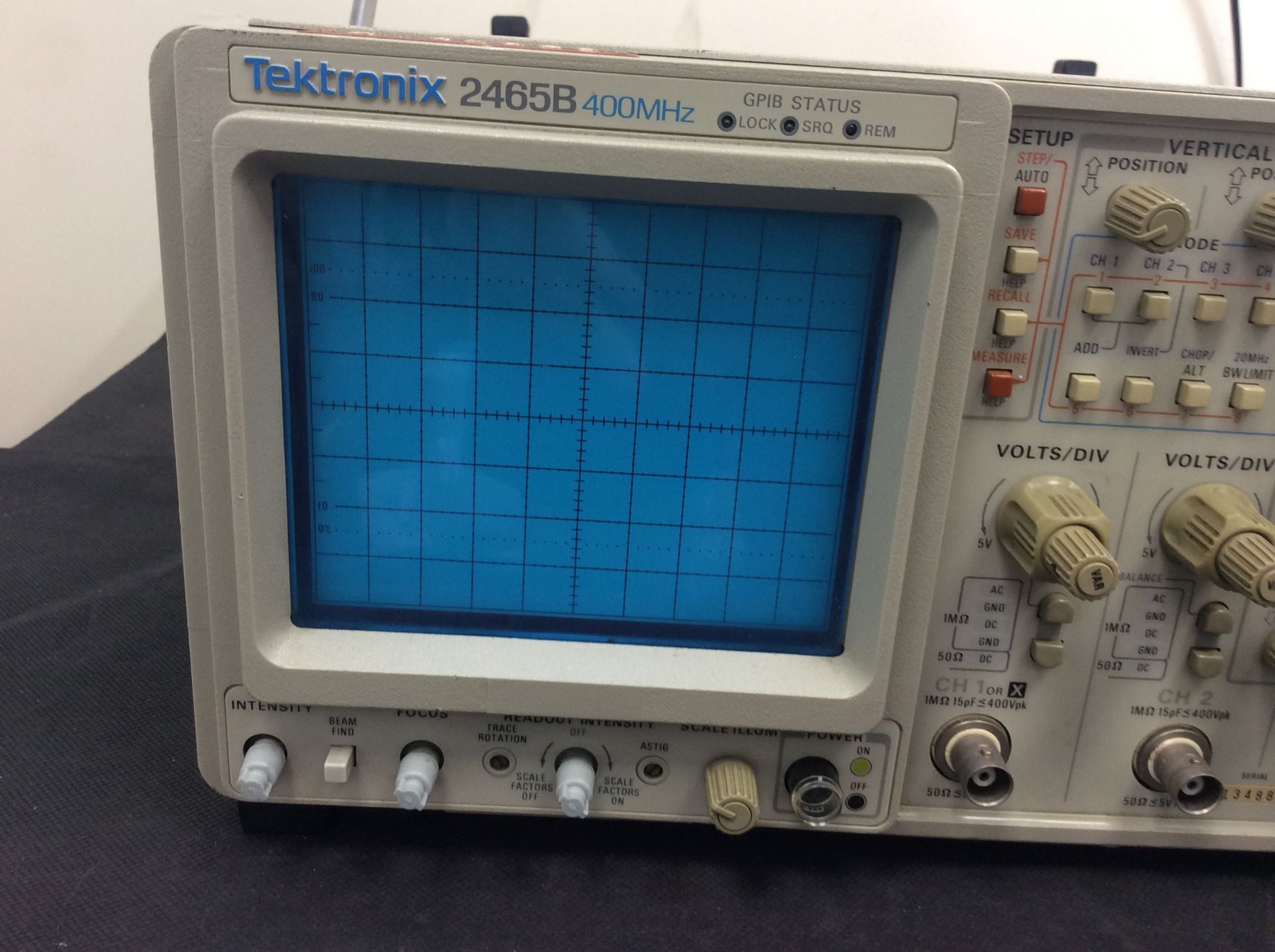 Tektronix 2465b 4 channel analog oscilloscope - Image 2 of 4