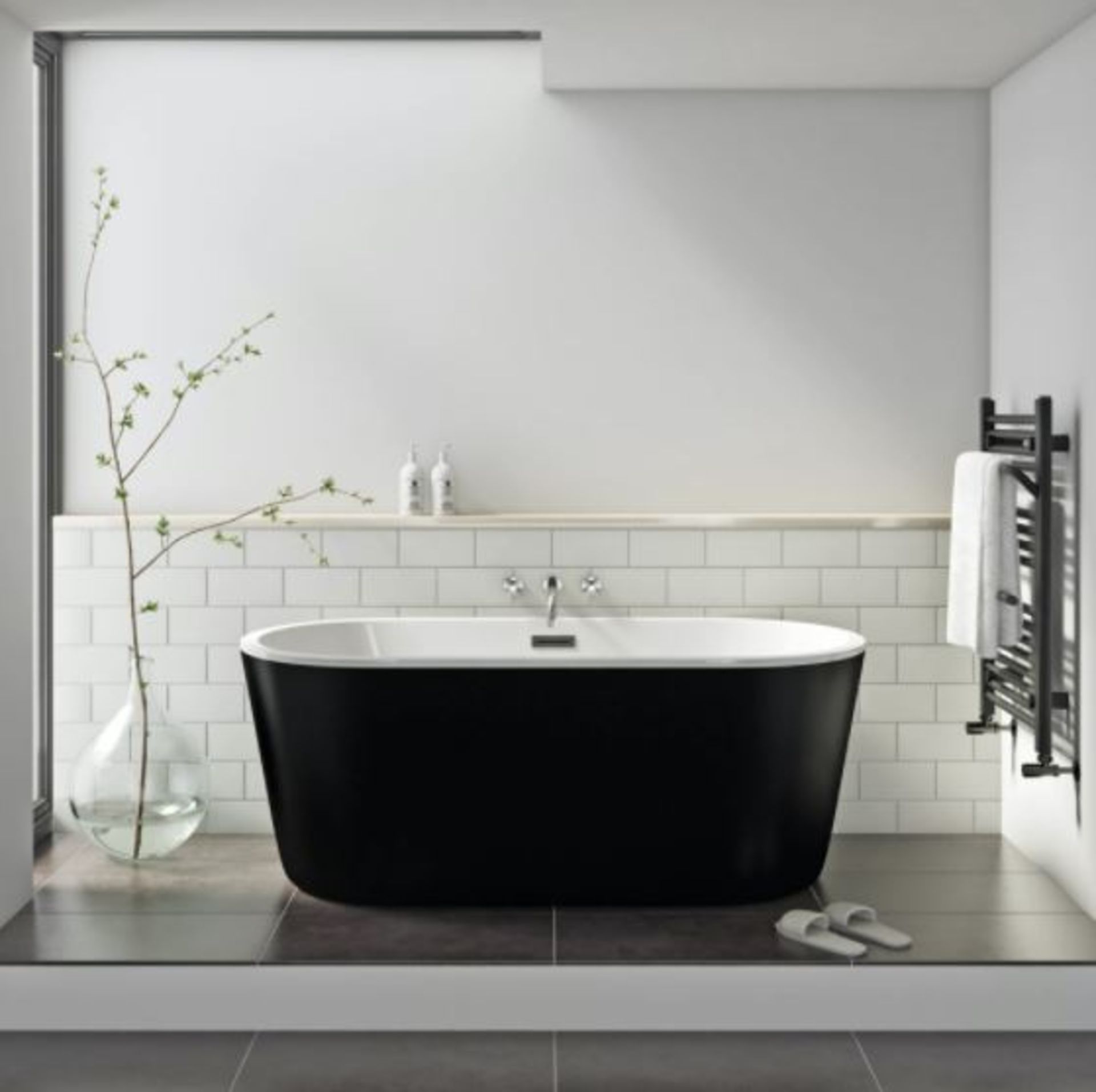 Modern Freestanding Bath Black 1500x700 (AIF1001BLK) RRP Circa £450-£550. BATH ONLY