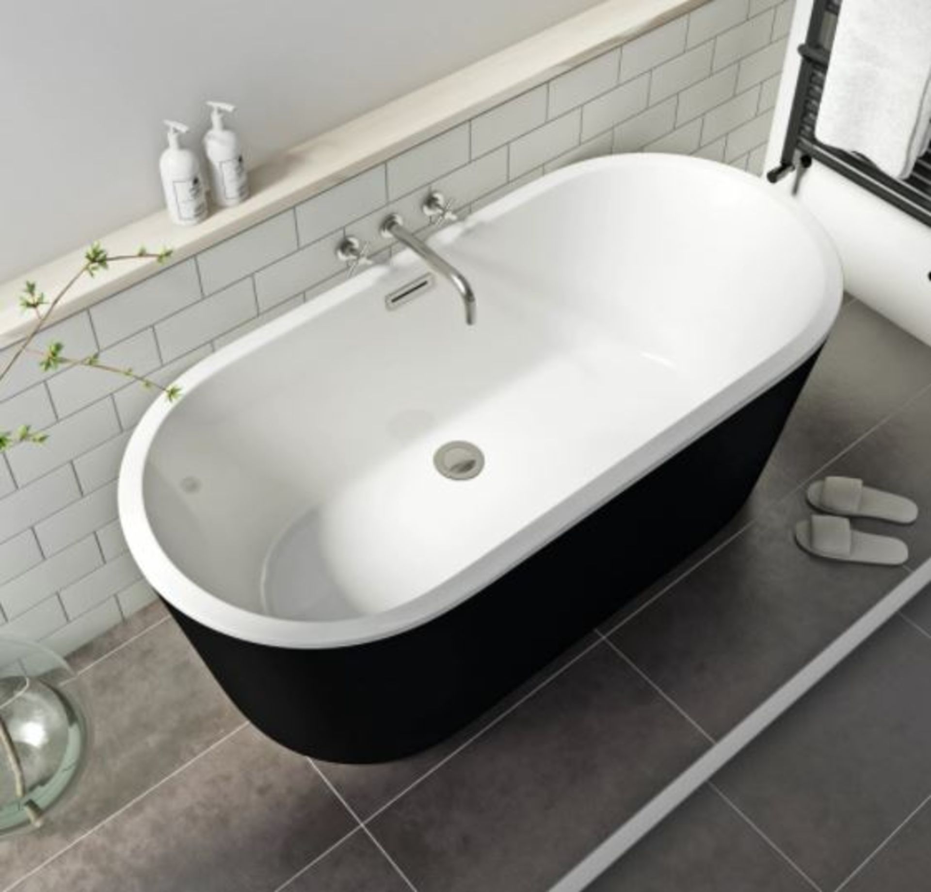Modern Freestanding Bath Black 1500x700 (AIF1001BLK) RRP Circa £450-£550. BATH ONLY - Image 3 of 9