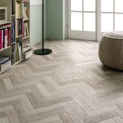 New 9m2 Herringbone White Effect Clique Flooring. 4mm Thick, 118x59cm. Heavy Textured Surface T...