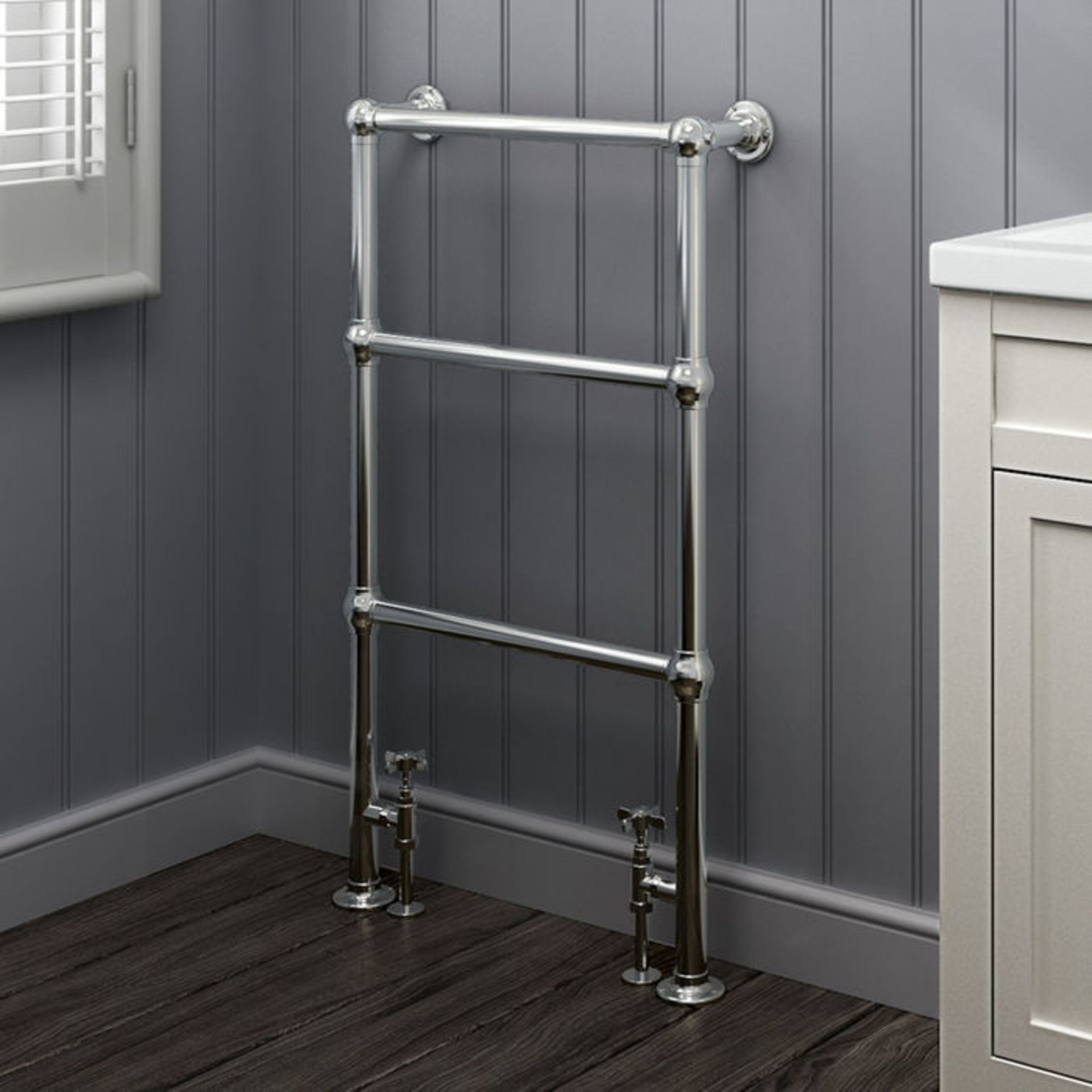 New Boxed (H14) 914x535mm Traditional Chrome Towel Rail Radiator - Cambridge Rrp £ 337.49. - Image 2 of 2