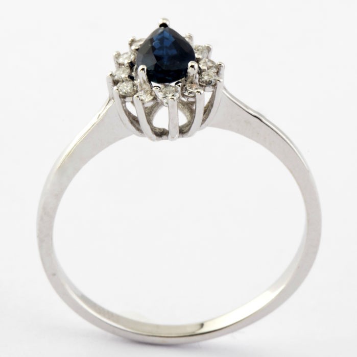 14K White Gold Cluster Ring , natural sapphire and diamond - Image 5 of 6