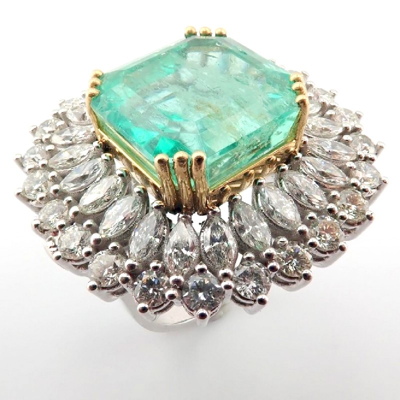 18K Large Emerald and Diamond Cluster Ring (16,58 Ct.) - Image 7 of 8