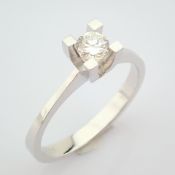 14K White Gold Diamond Ring