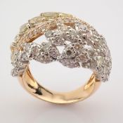 18K Rose Gold Ring- Total 4,31 Ct. Diamond