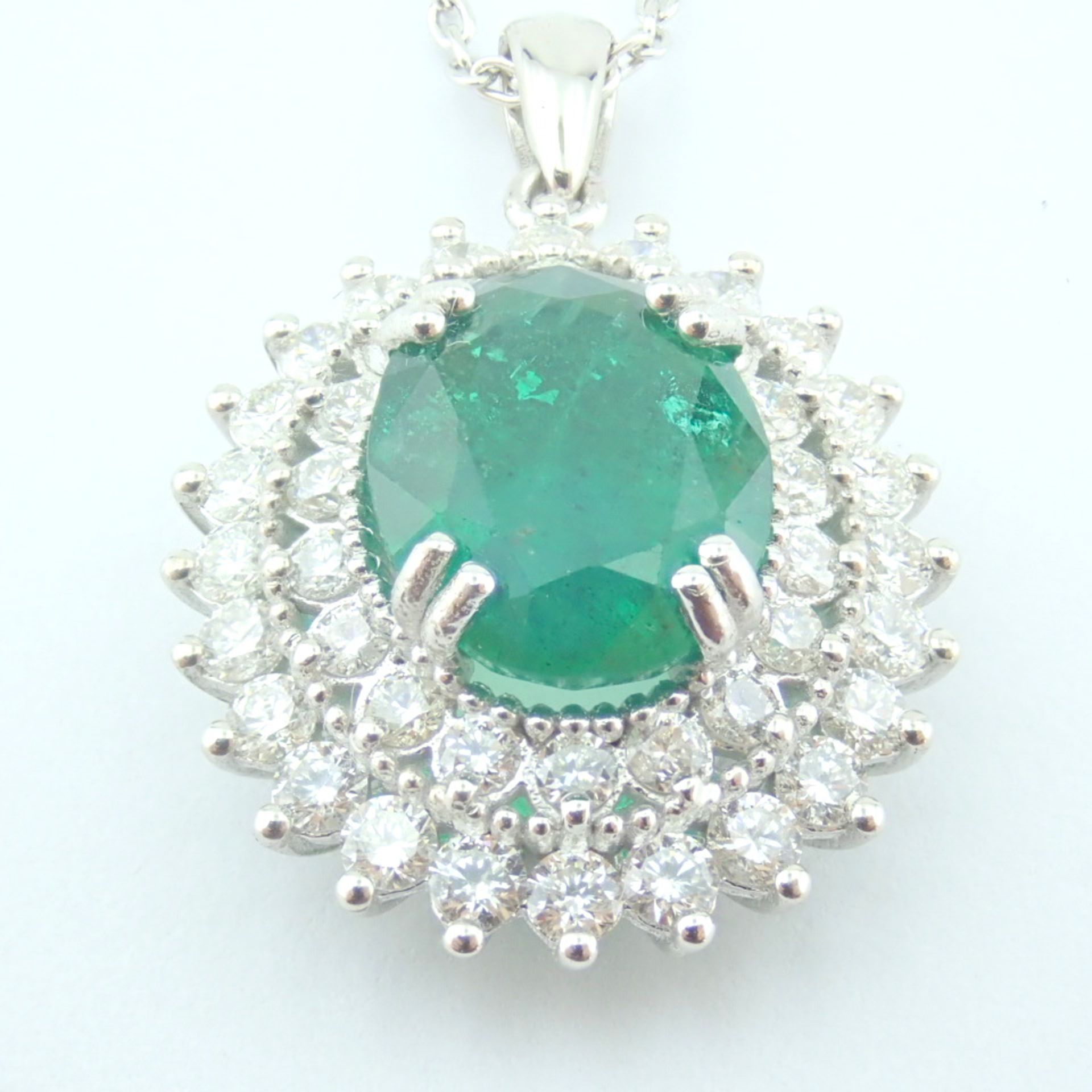 14K White Gold Diamond & Emerald Necklace - Image 5 of 11