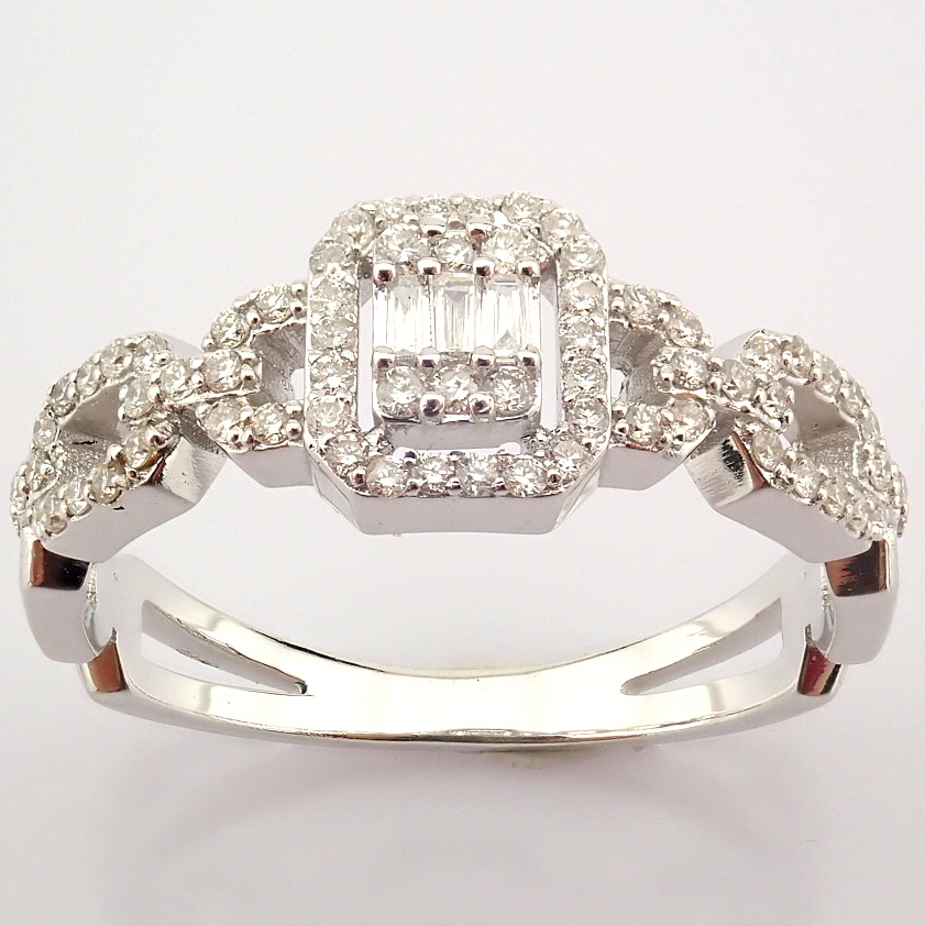 14K White Gold Diamond Ring