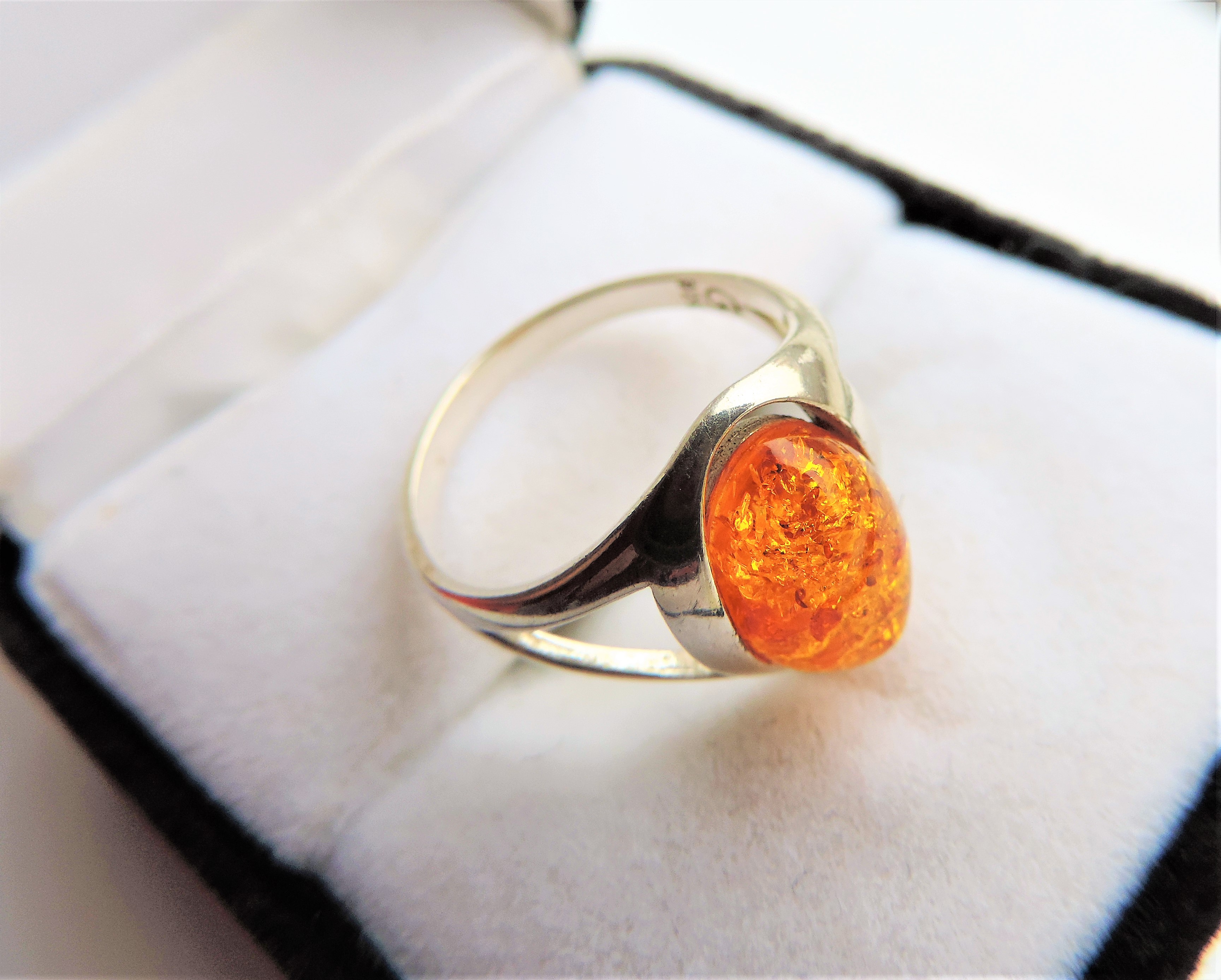 Sterling Silver Baltic Amber Ring - Image 2 of 2