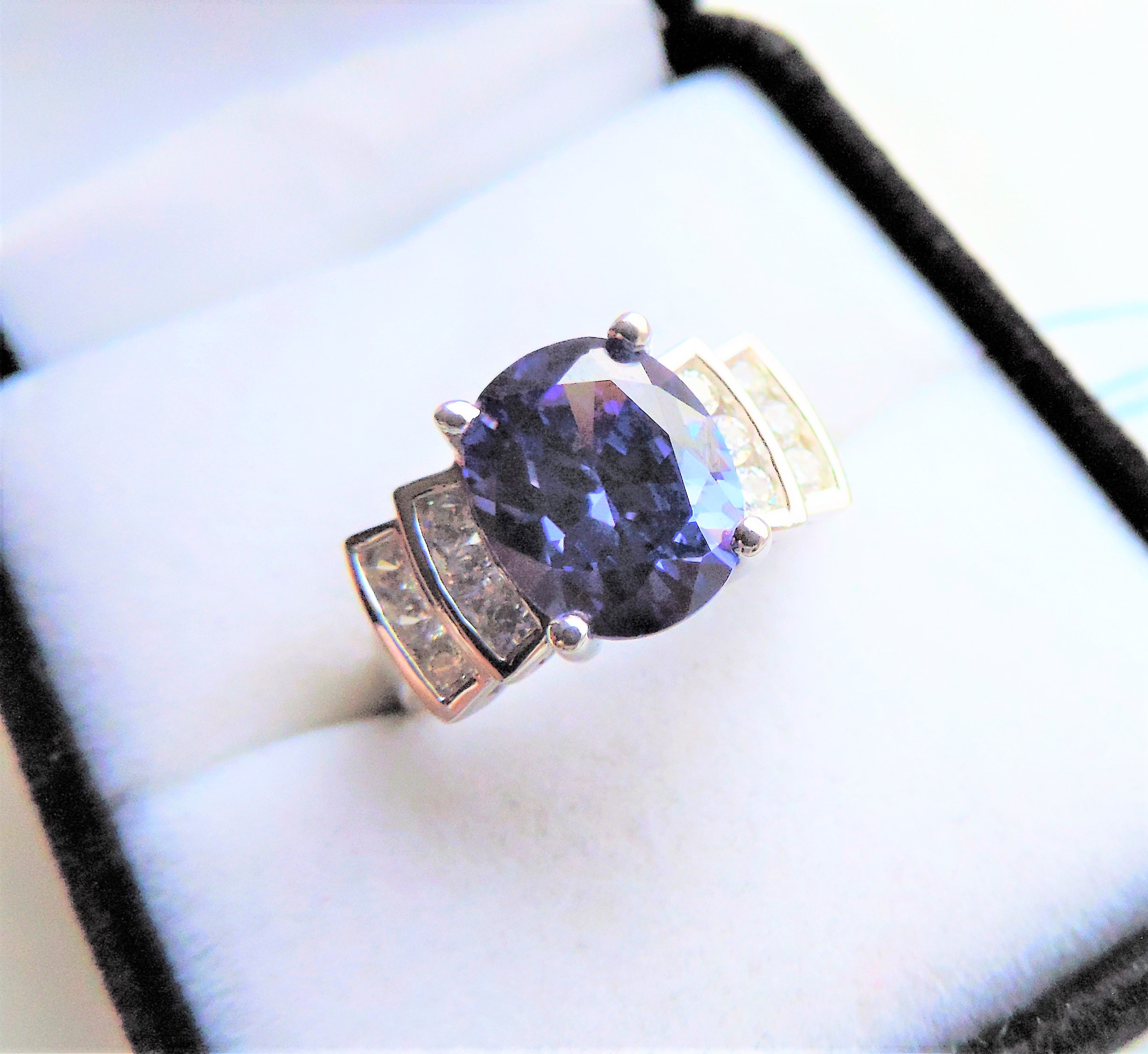 Sterling Silver Tanzanite & Diamonique Dress Ring - Image 5 of 5