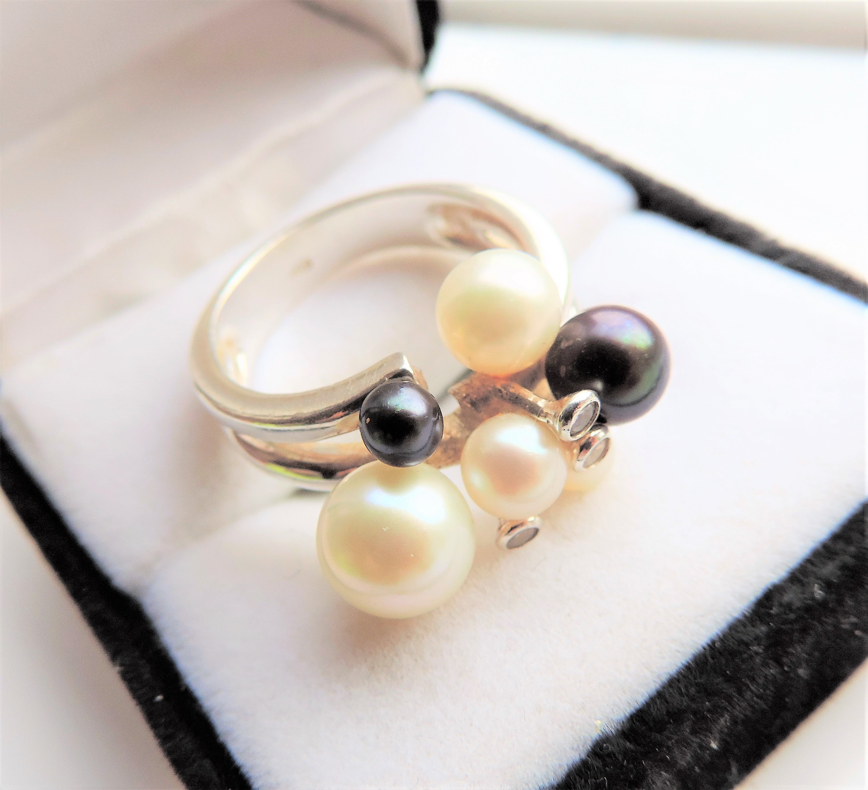 Sterling Silver Cultured Pearl Ring - Image 2 of 4
