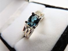 Sterling Silver 1.1 ct Deep Blue Topaz Ring
