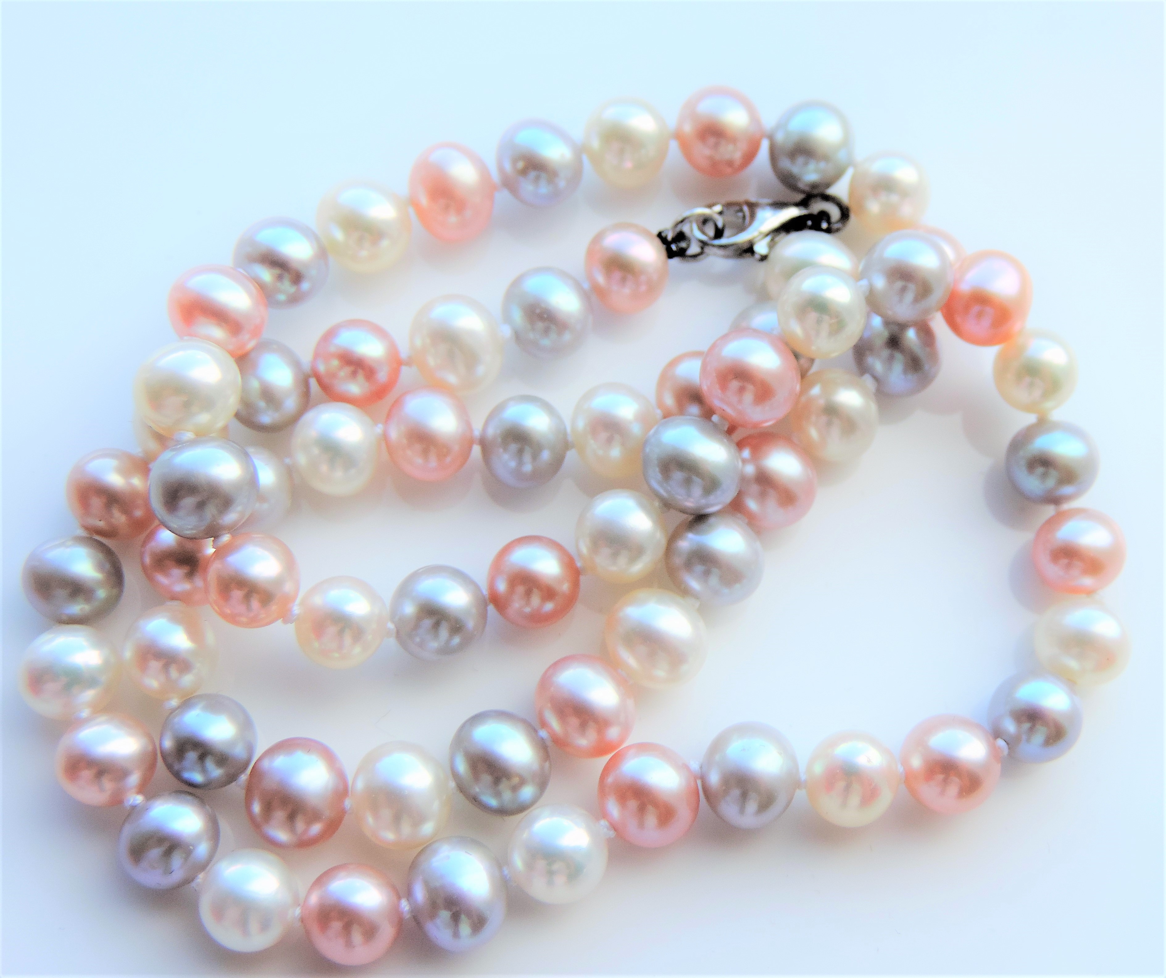 Luxury Freshwater Multicolour Cultured Pearl Necklace - Image 3 of 5