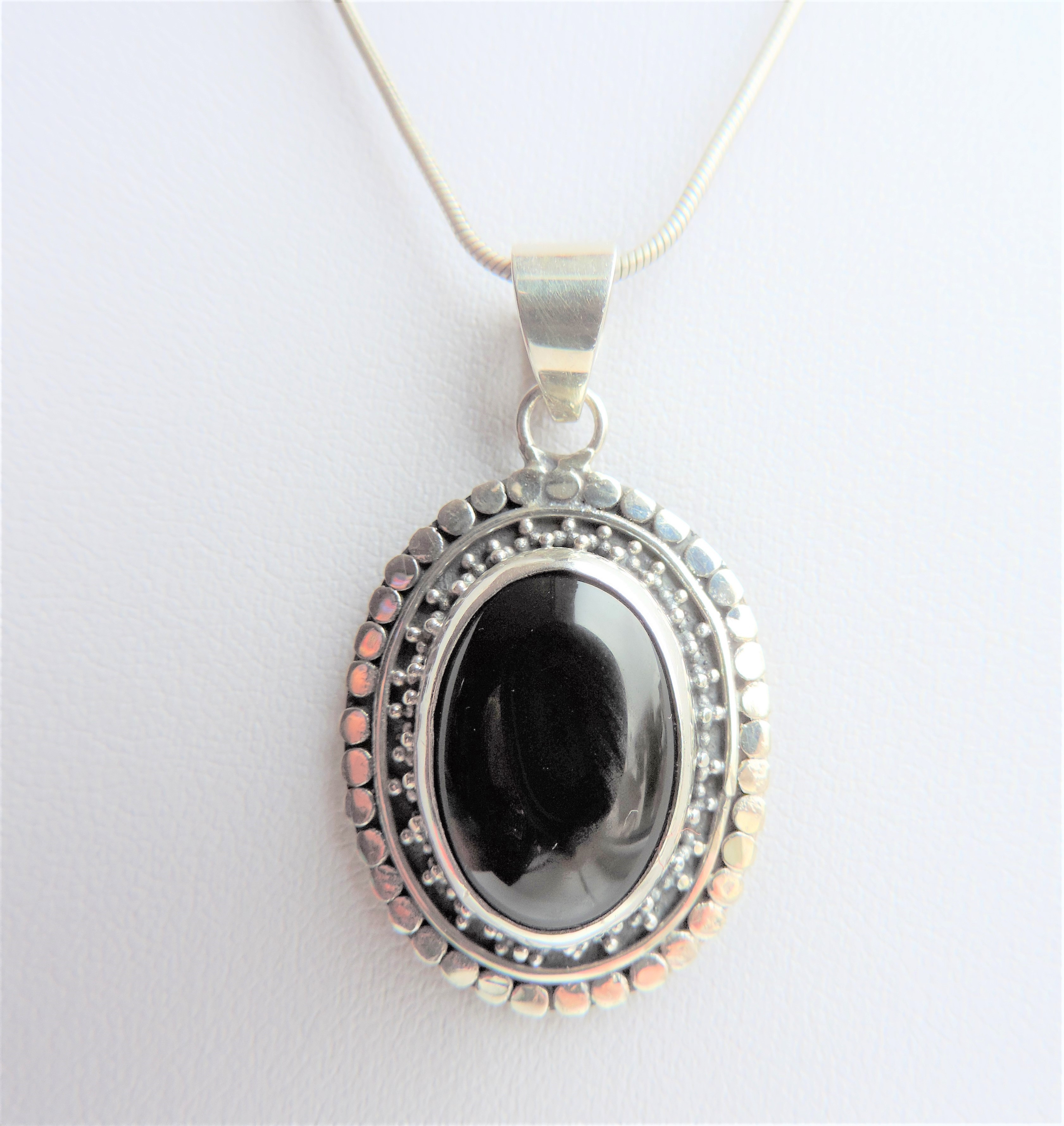 925 Sterling Silver Black Onyx Pendant Necklace - Image 2 of 3