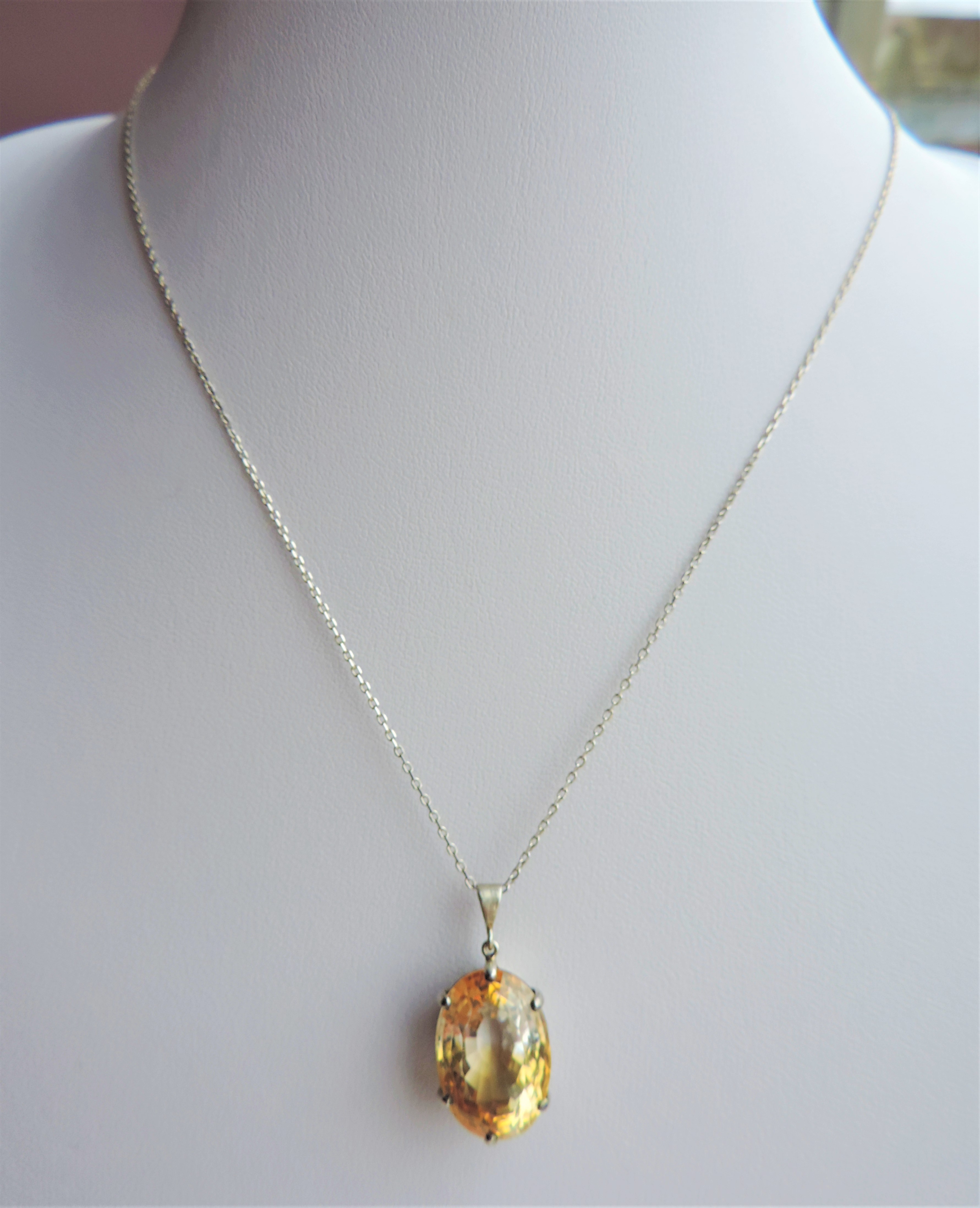 Sterling Silver 14.2 carat Bi-colour Citrine Pendant Necklace - Image 3 of 3