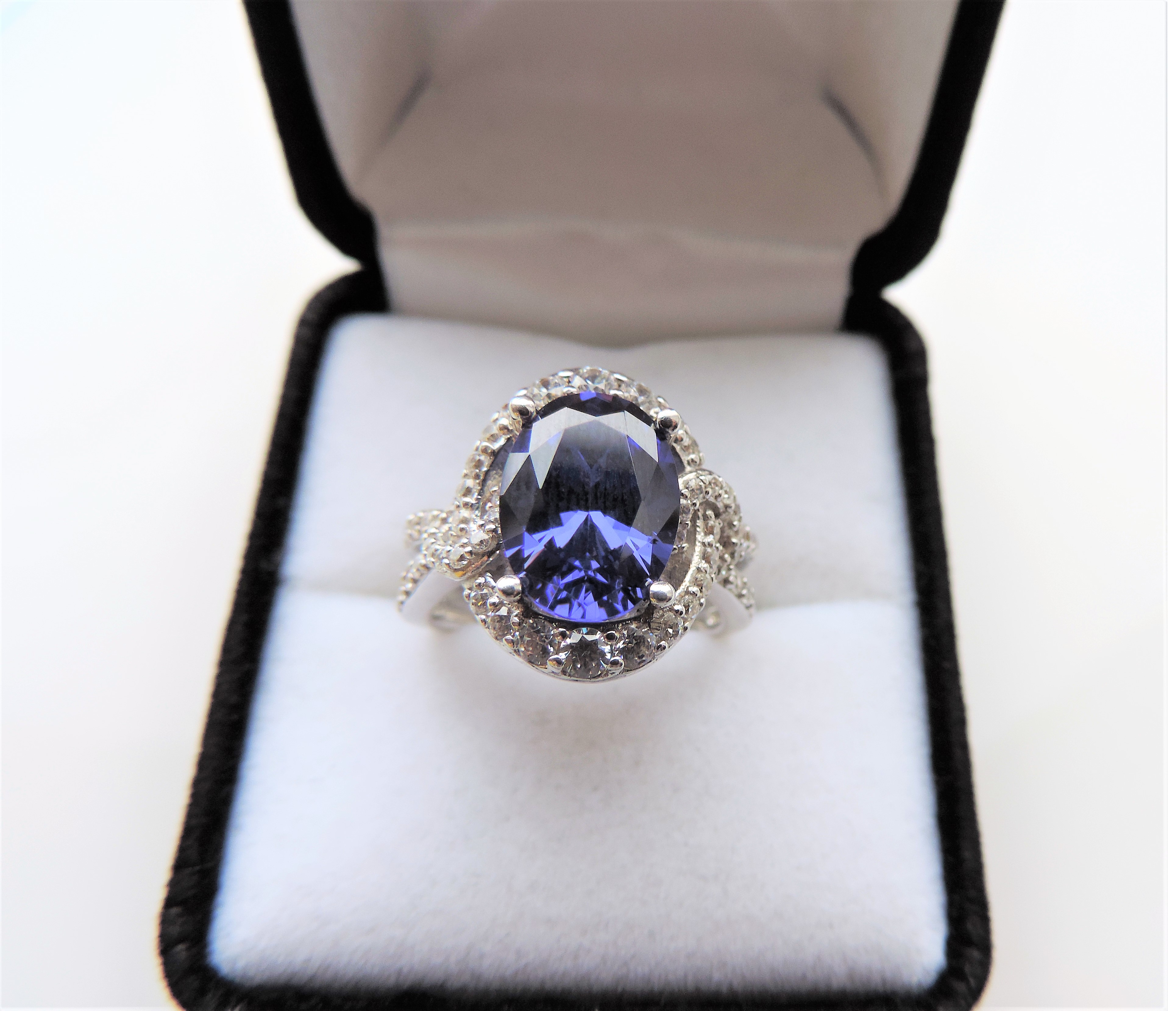 Sterling Silver Tanzanite & Diamonique Ring - Image 6 of 6