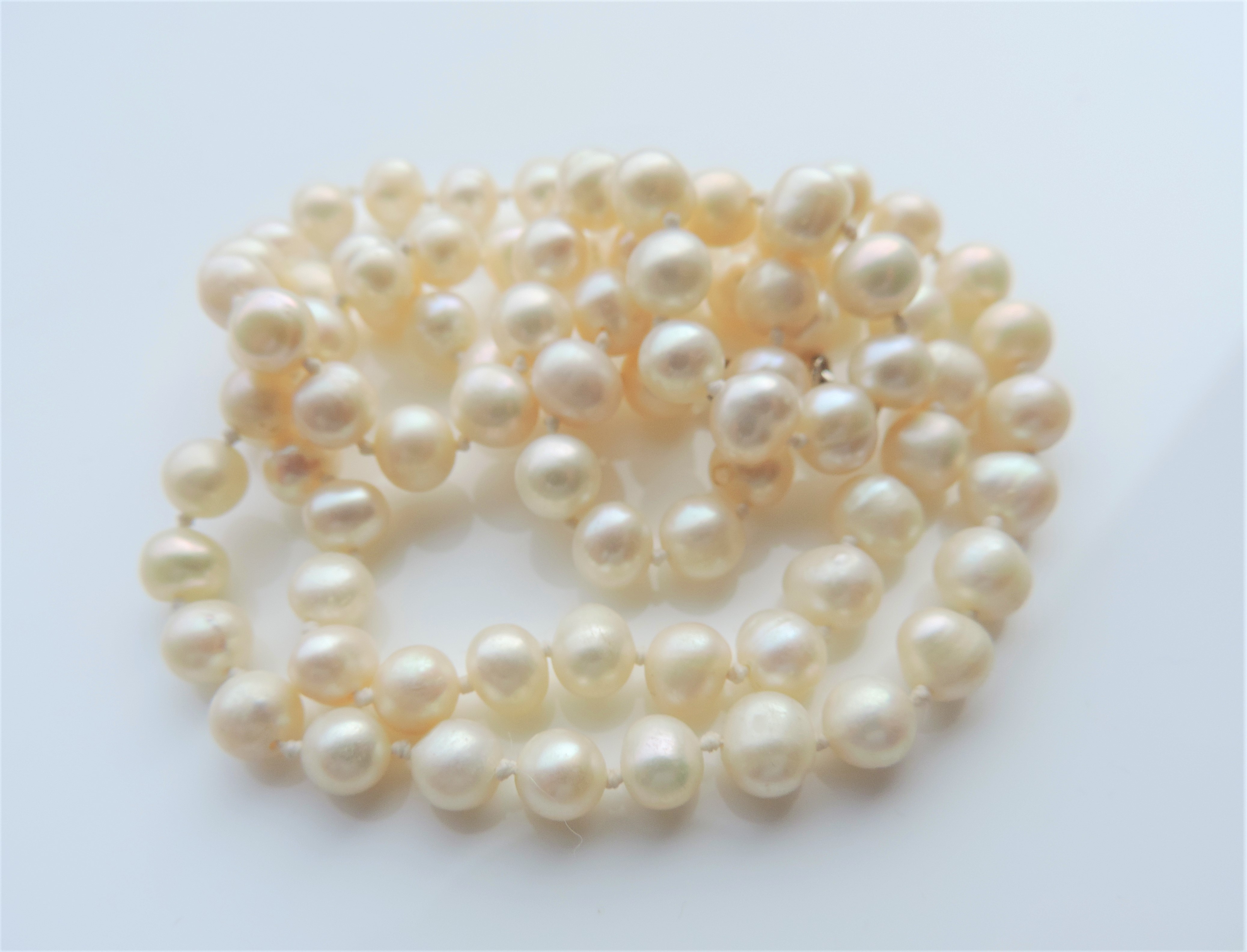 24 Inch Cultured Pearl Necklace 86 x 6mm Pearls - Image 2 of 3