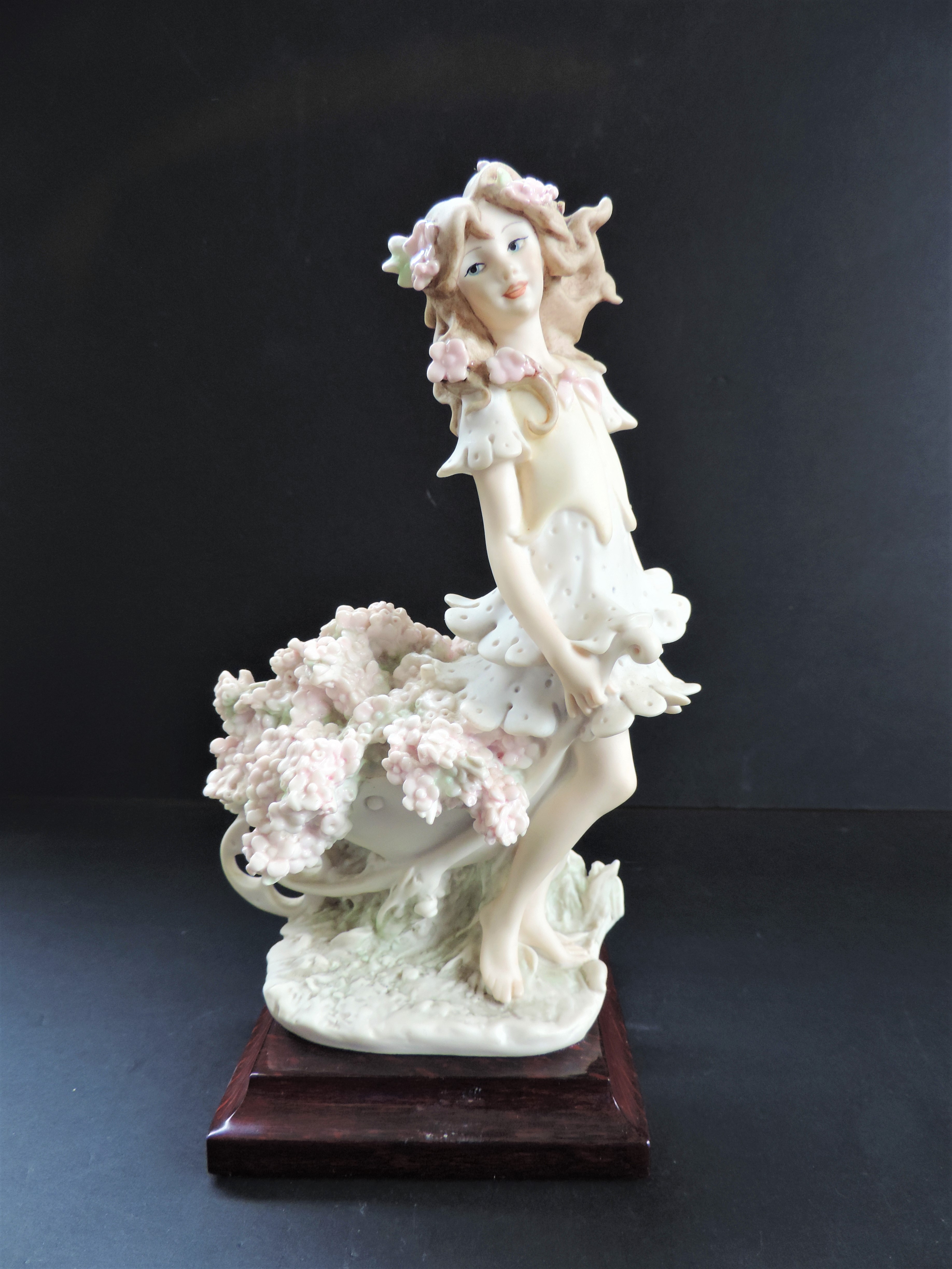Vintage Capodimonte Figurine Flowers Feast Girl with Cart - Image 4 of 5