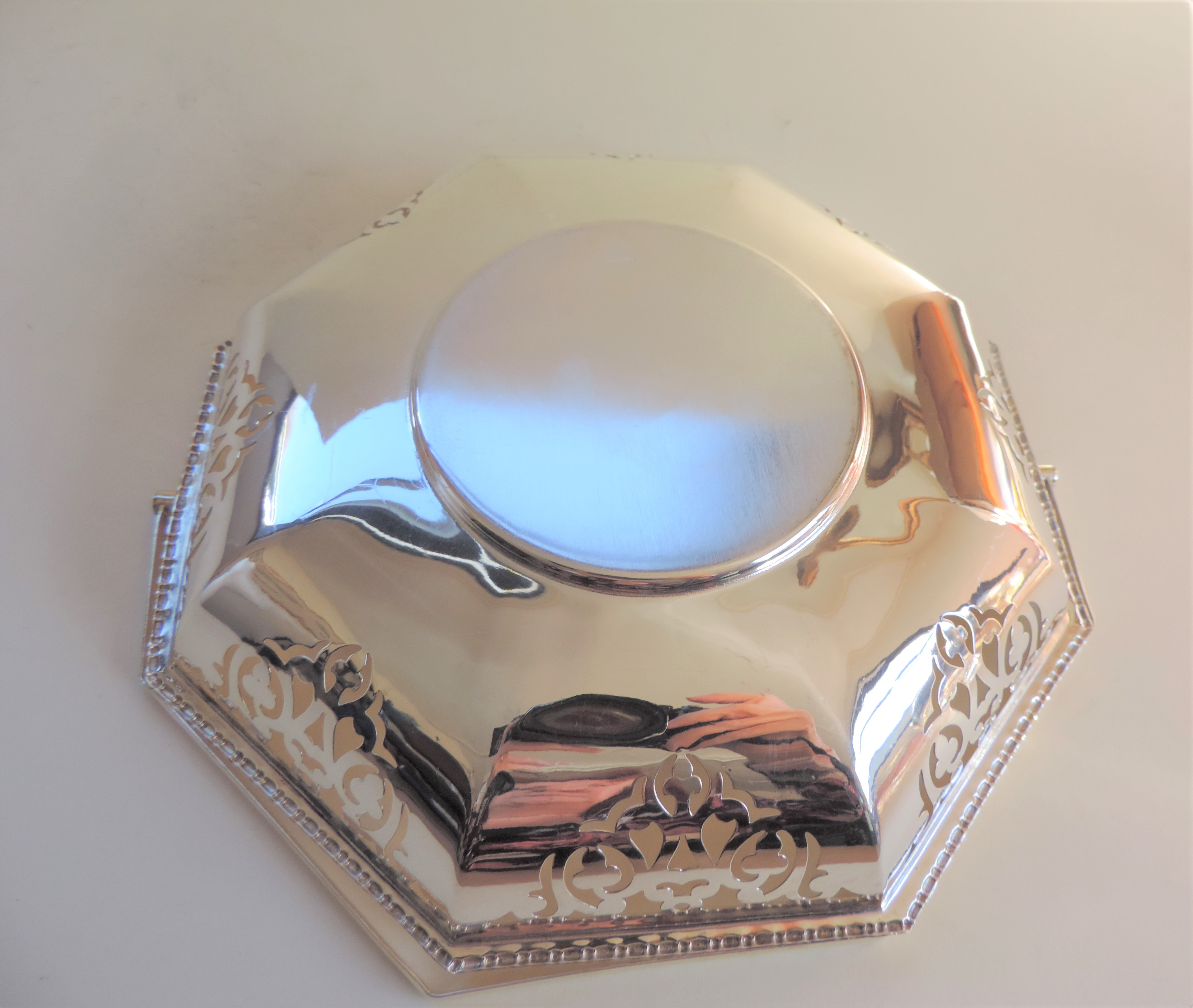 Vintage Art Deco Silver Plated Cake/Bread Basket - Image 4 of 4