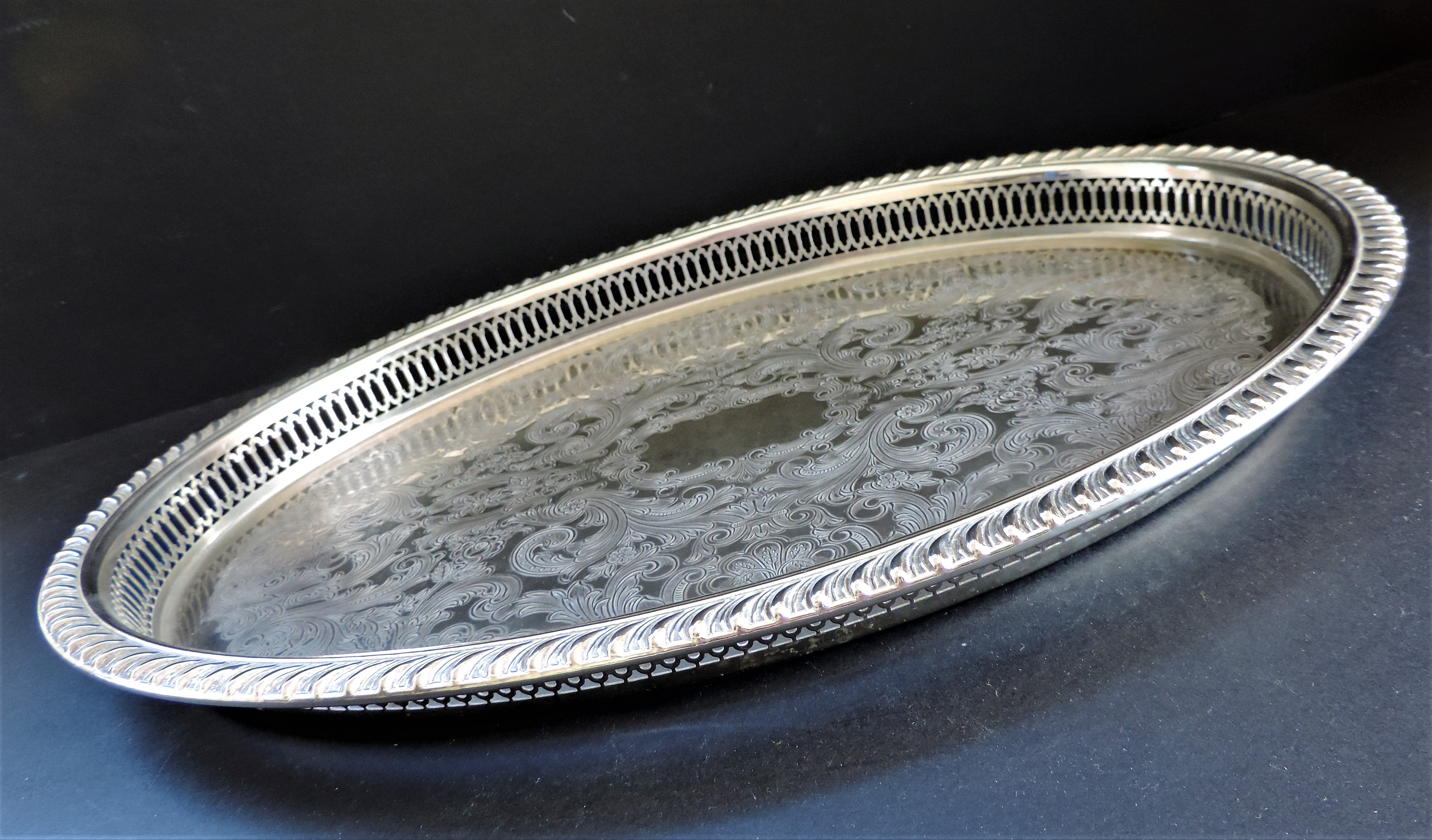 Large Vintage Silver Plated Serving Tray 47cm long - Image 3 of 3