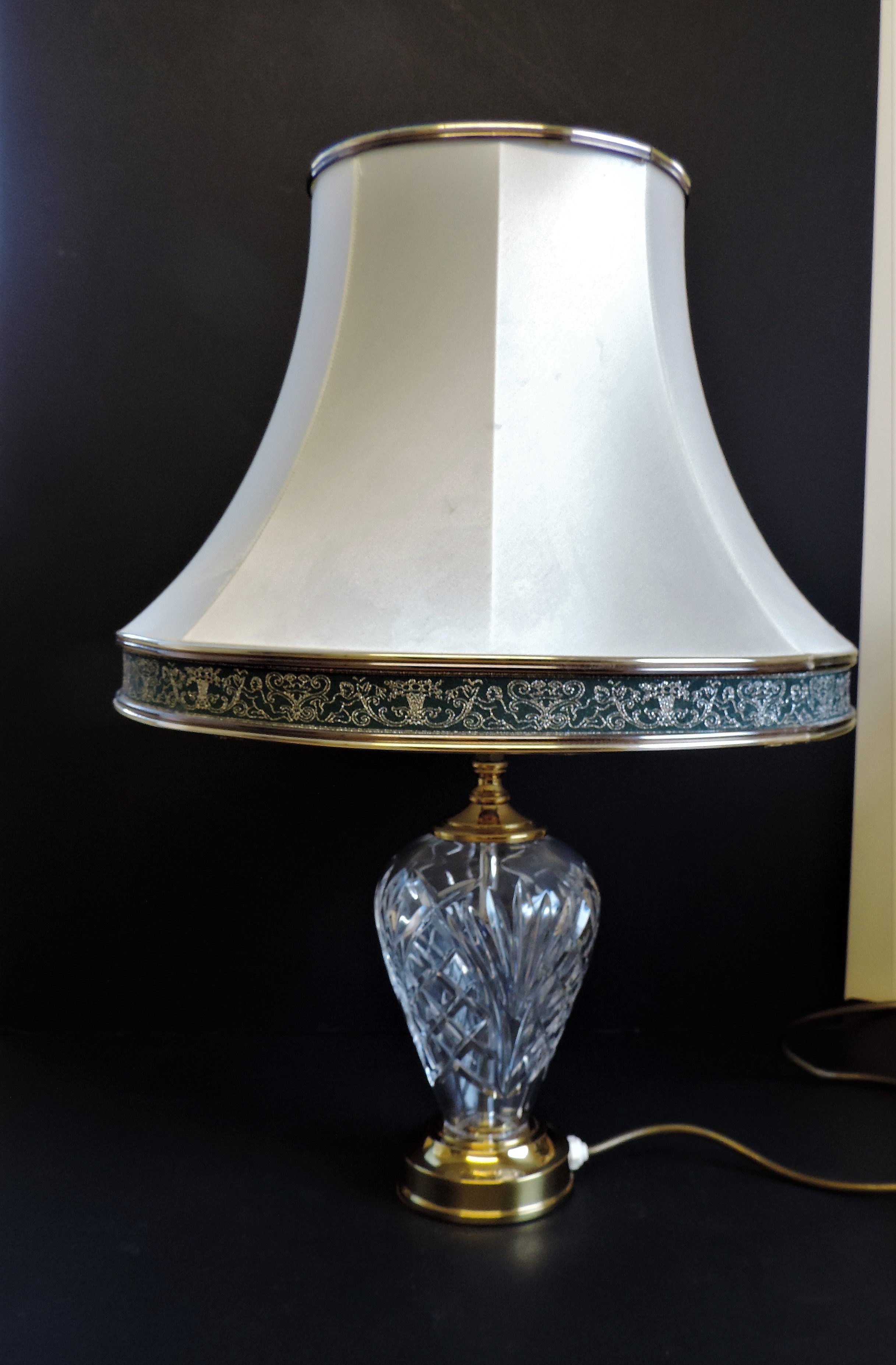 Waterford Kilkenny Crystal Lamp & Original Silk Shade - Image 3 of 7