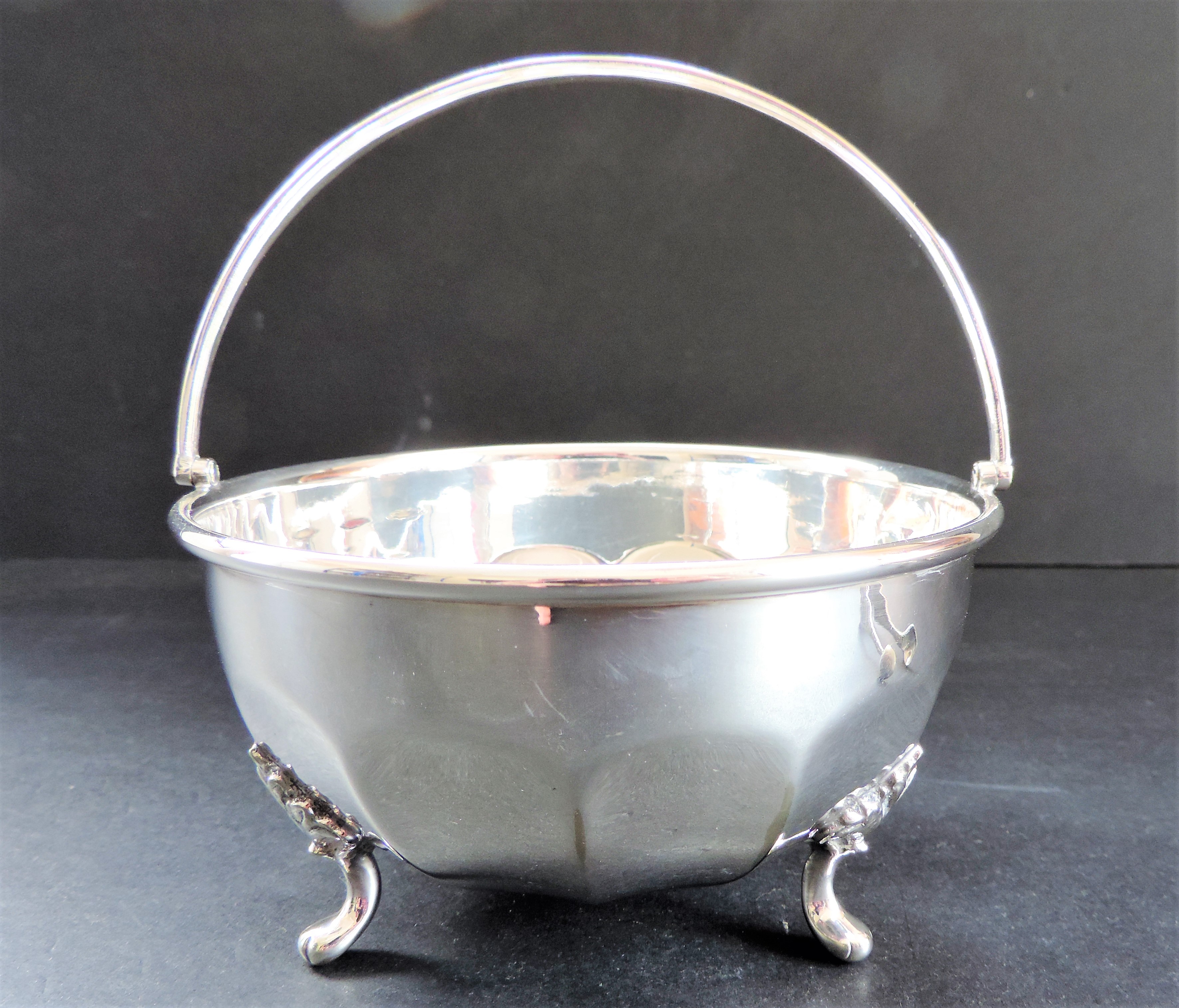 Mappin & Webb Silver Plated Sugar Bowl & Tongs - Image 4 of 5