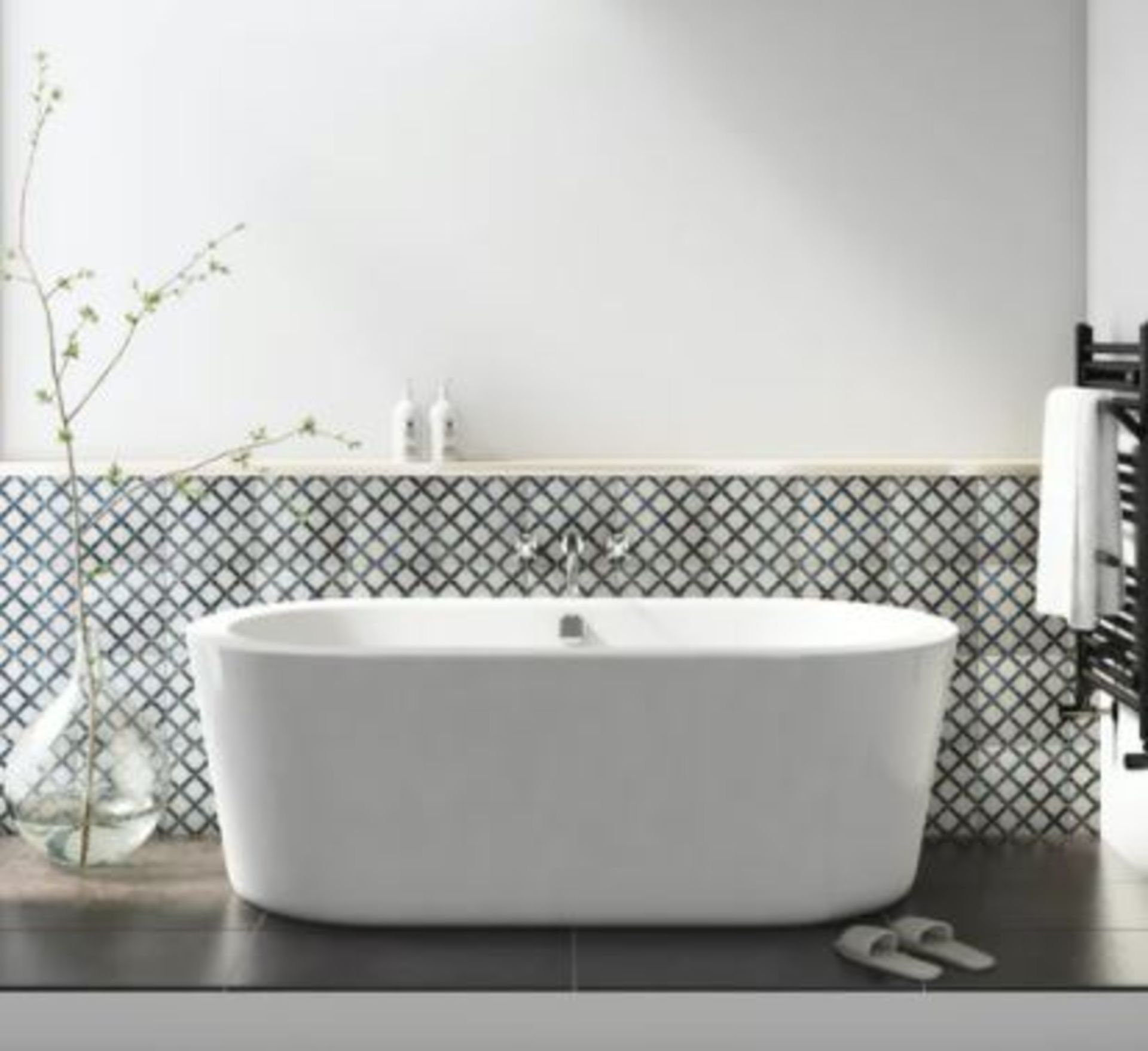 1 X Crescent Roll Top Bath Large (rtb08)RRP £559