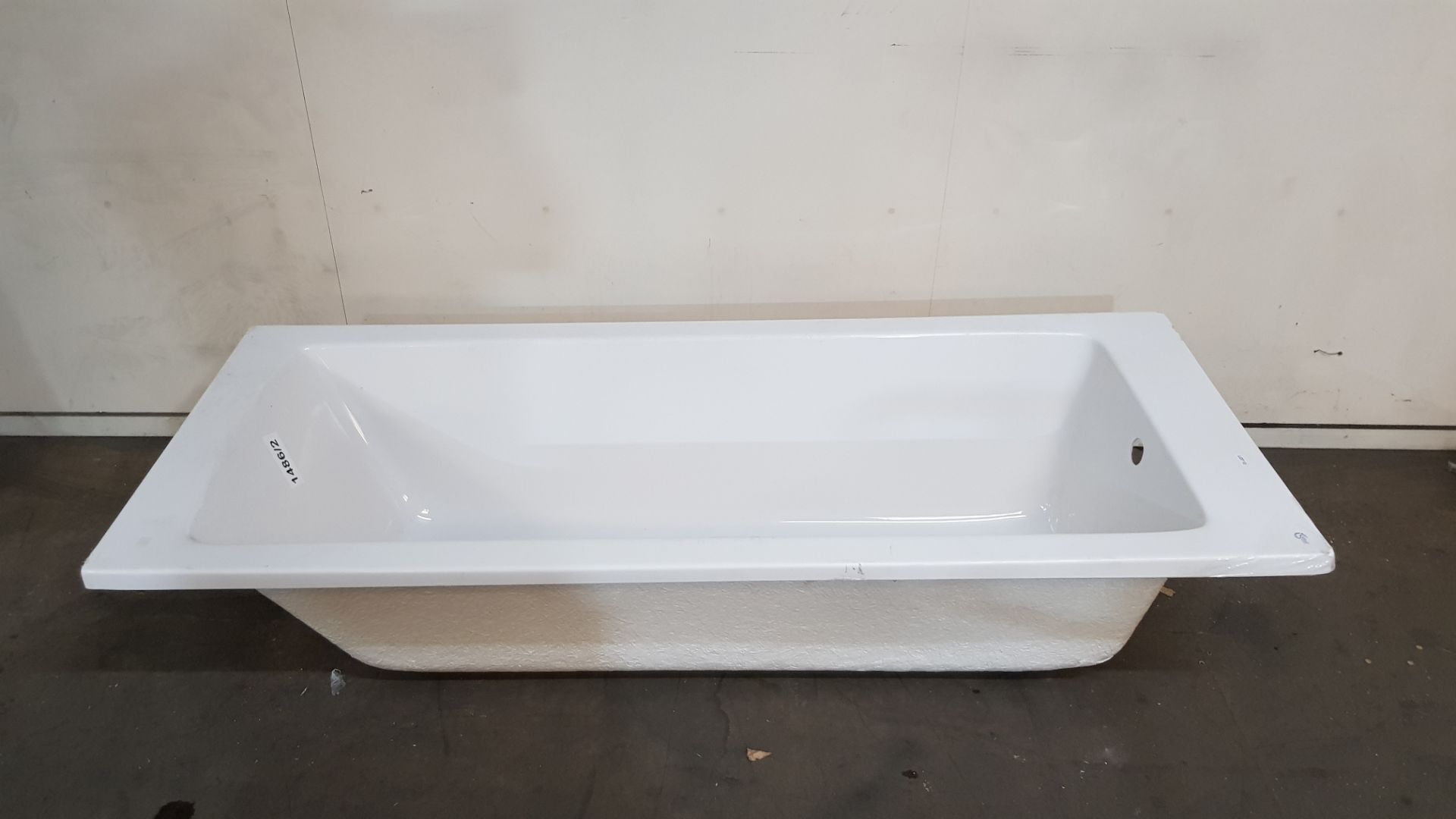 Ideal Standard 1700x700mm Tempo Arc Single Ended Bath (0112201130) Damaged - Image 2 of 5