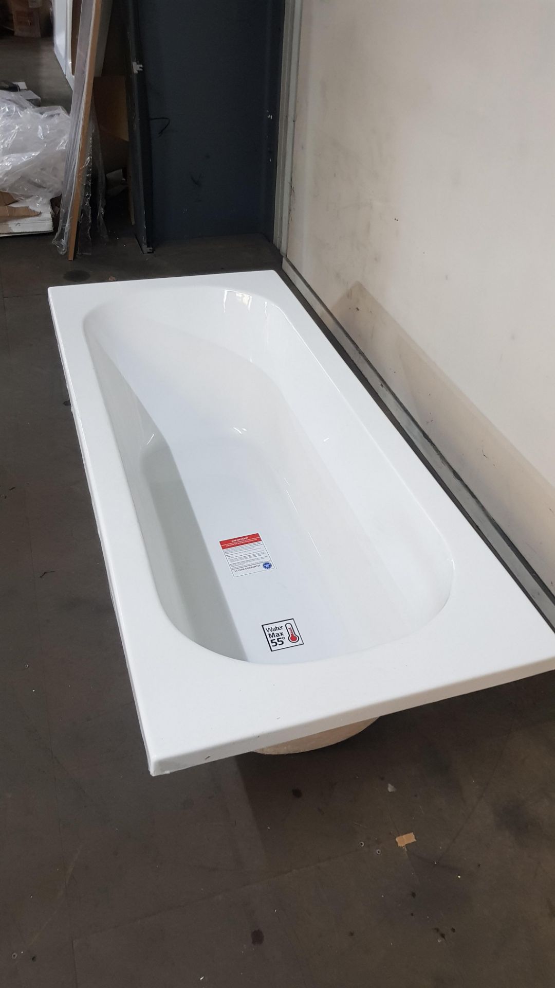 1600x700 Single Ended Acrylic Bath (NHLT1670) - Image 3 of 4