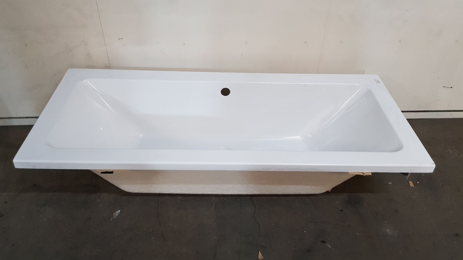 Chelsea 1700x700mm Double Ended Acrylic Bath (CCHE1770D)